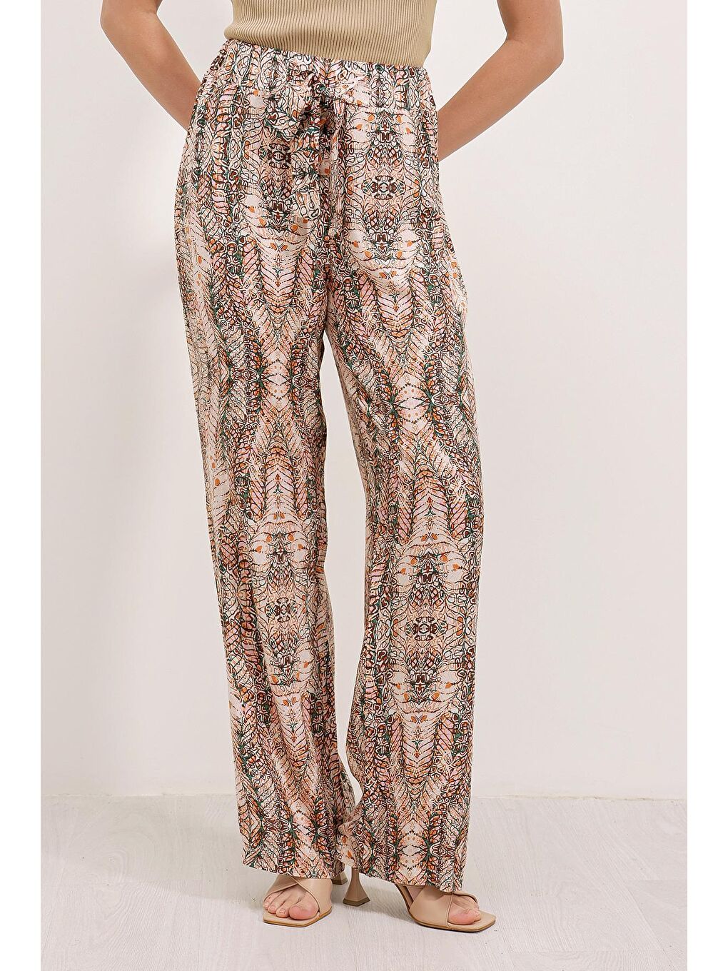 Ekru 6523 Desenli Bol Paça Pantolon - Krem