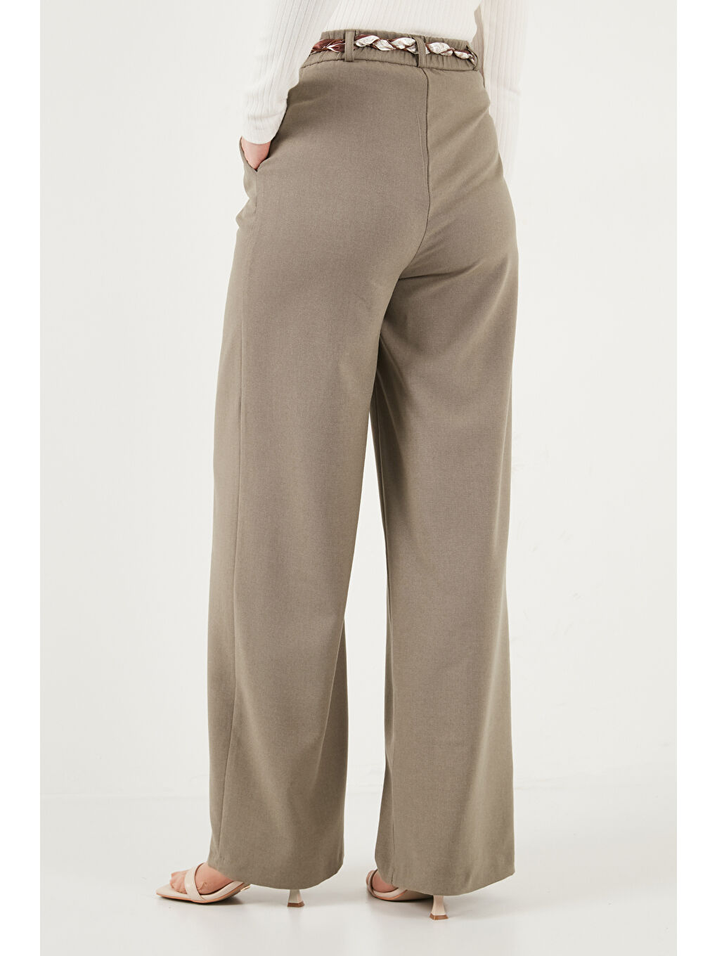 Haki Regular Fit Yüksek Bel Düz Paça Fular Kemerli Kadın Pantolon 6923860-6