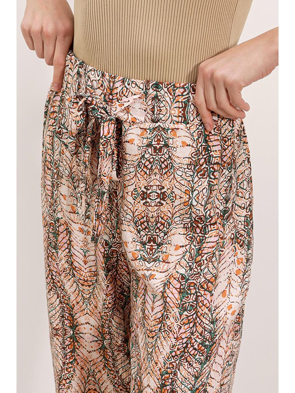 Ekru 6523 Desenli Bol Paça Pantolon - Krem-3