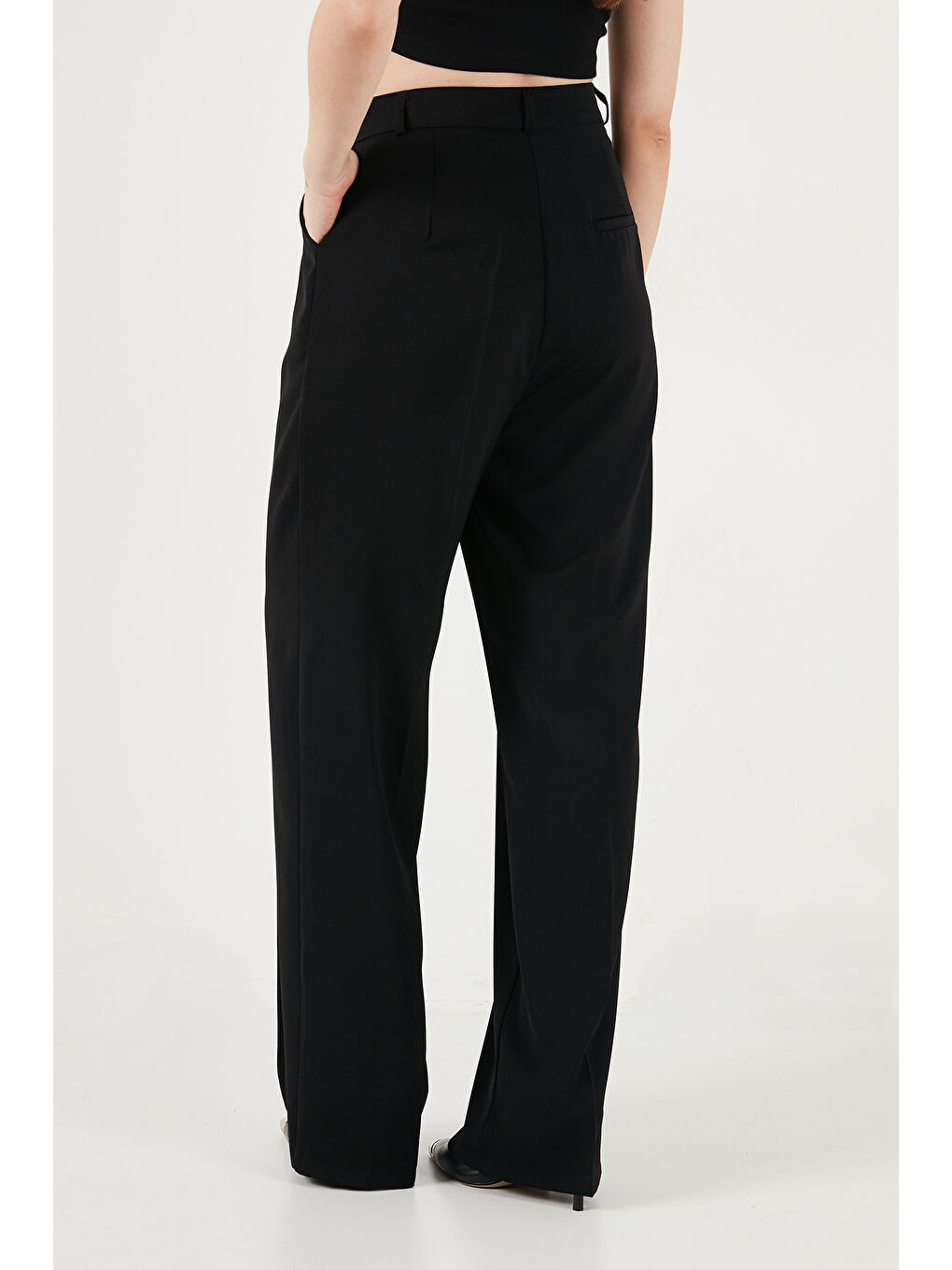 Siyah Regular Fit Yüksek Bel Düz Paça Kadın Pantolon 6923873-5