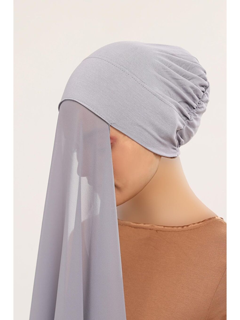 Gri Hazır Pratik Lüks Geçmeli Lastikli Boneli Şifon Şal-1