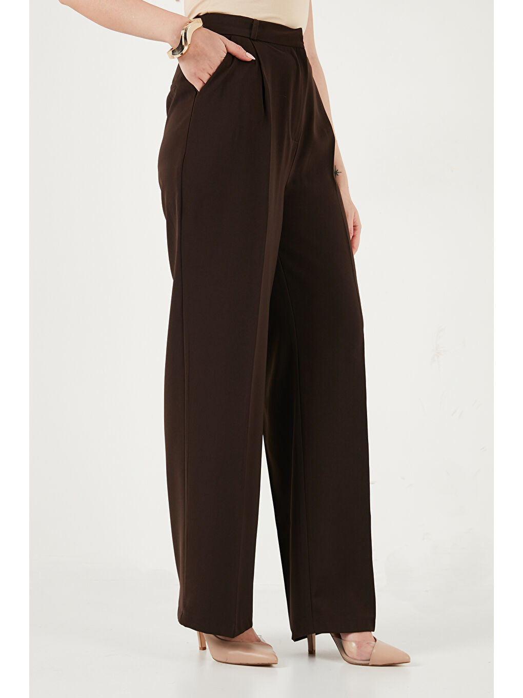 Kahverengi Regular Fit Yüksek Bel Düz Paça Kadın Pantolon 6923873-4