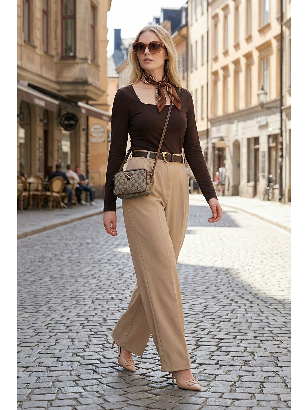 Bej Regular Fit Normal Bel Düz Paça Kadın Pantolon 6923875