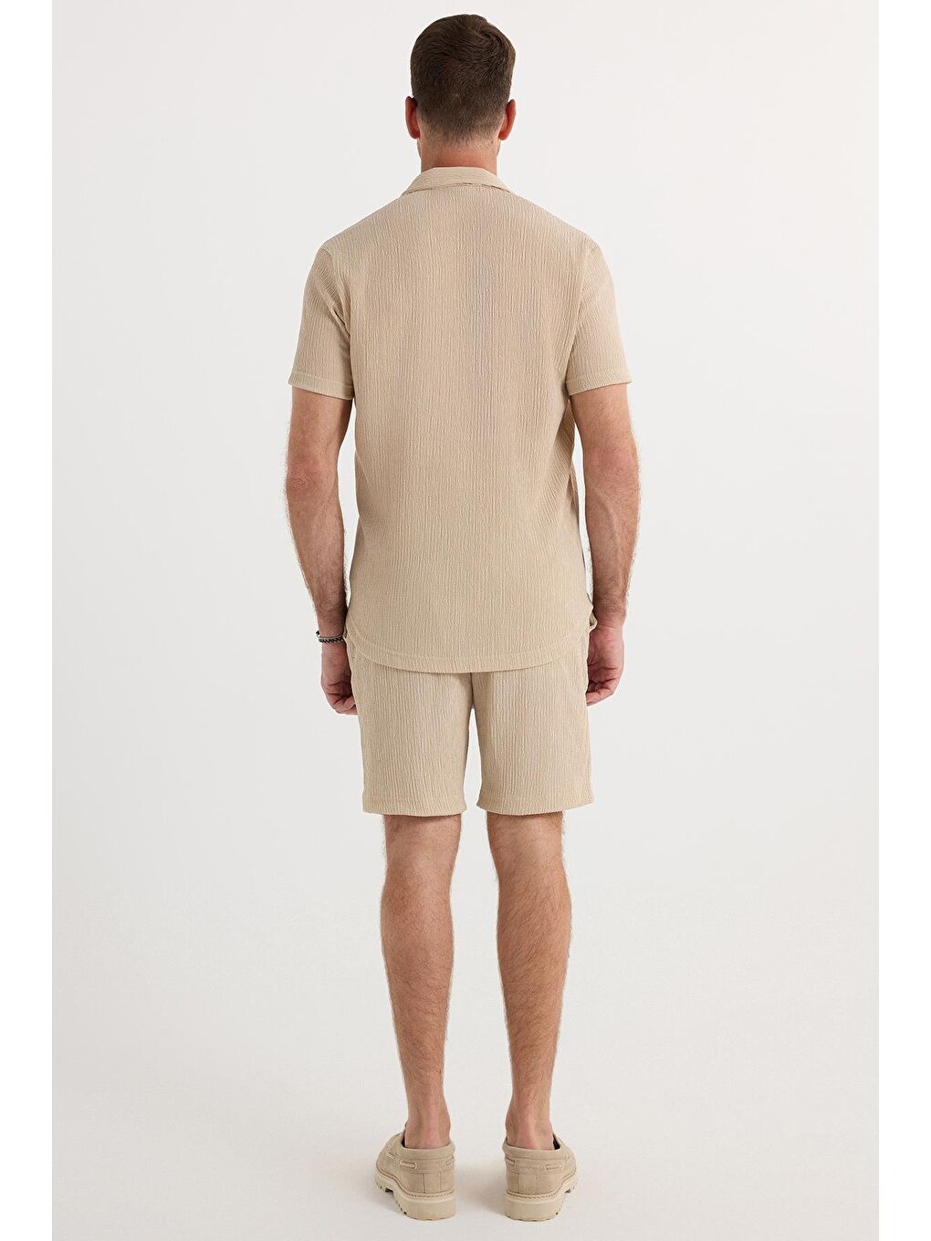 Erkek Slim Fit Dar Kesim Apaş Yaka Beli Bağcıklı Bej Gömlek Şort Takım-6