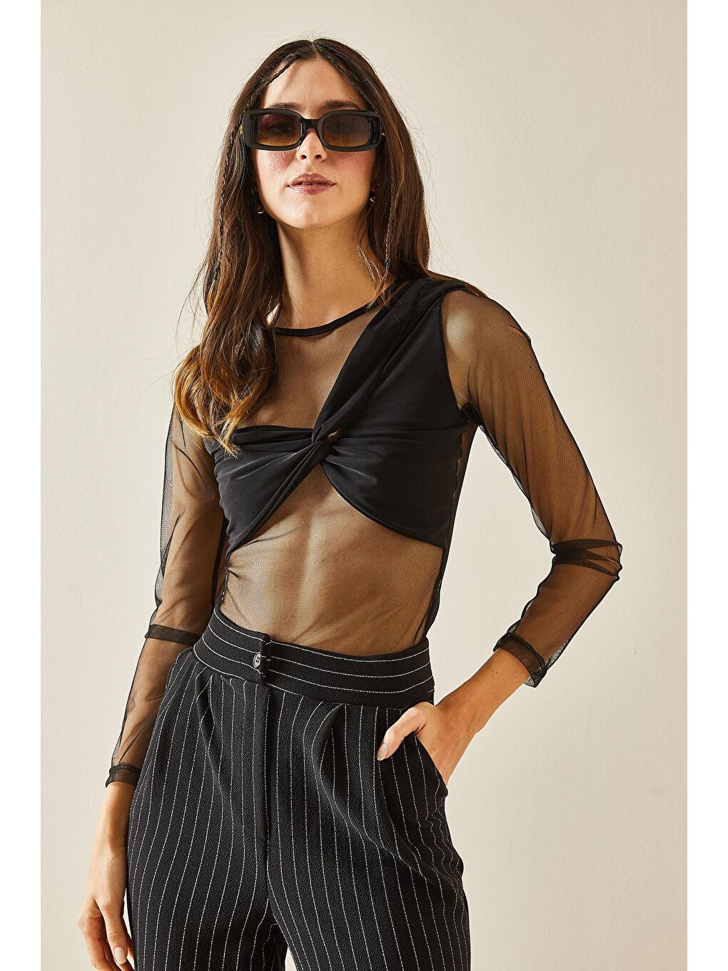 Siyah Bisiklet Yaka Düğümlü Transparan Bluz 5YXK2-48368-02-1