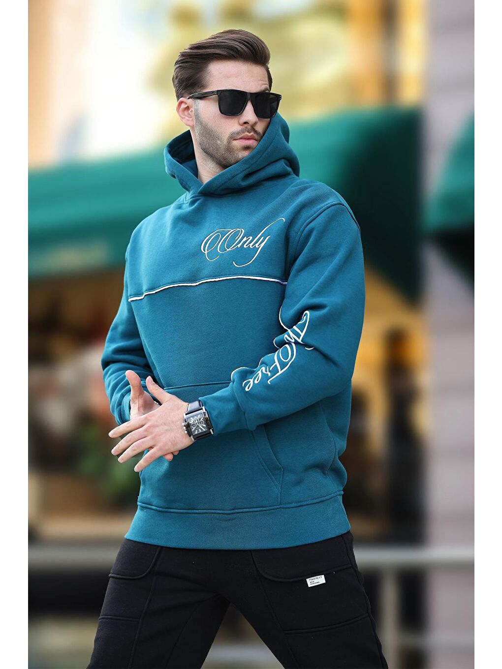 Petrol Mavisi Kapüşonlu Şerit Detaylı Baskılı Erkek Sweatshirt 7091-1