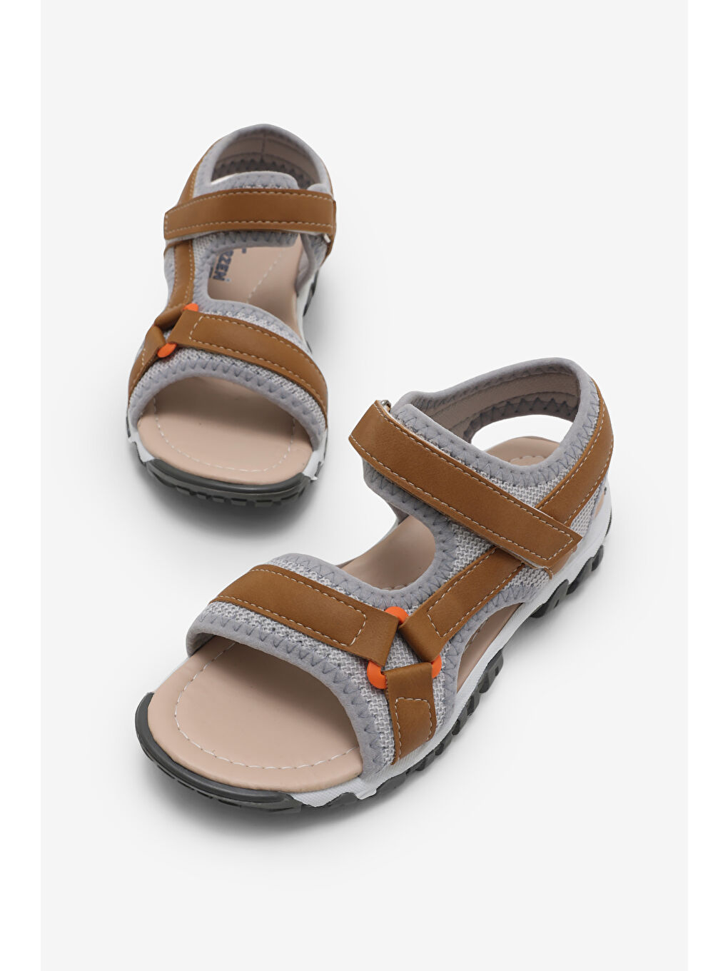 Kahverengi Çocuk Unisex Camel Çoçuk Cırtlı Sandalet-1