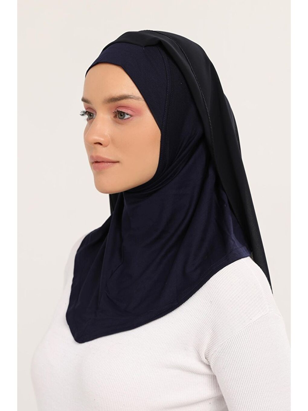 Lacivert Hazır Lüks Pratik Hijablı Şifon Şal