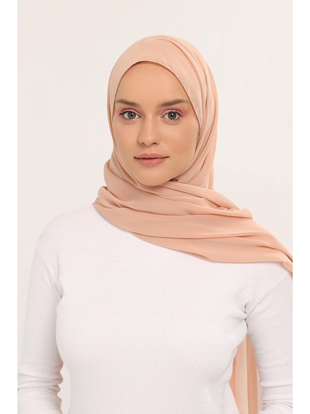 Bej Hazır Lüks Pratik Hijablı Şifon Şal-1