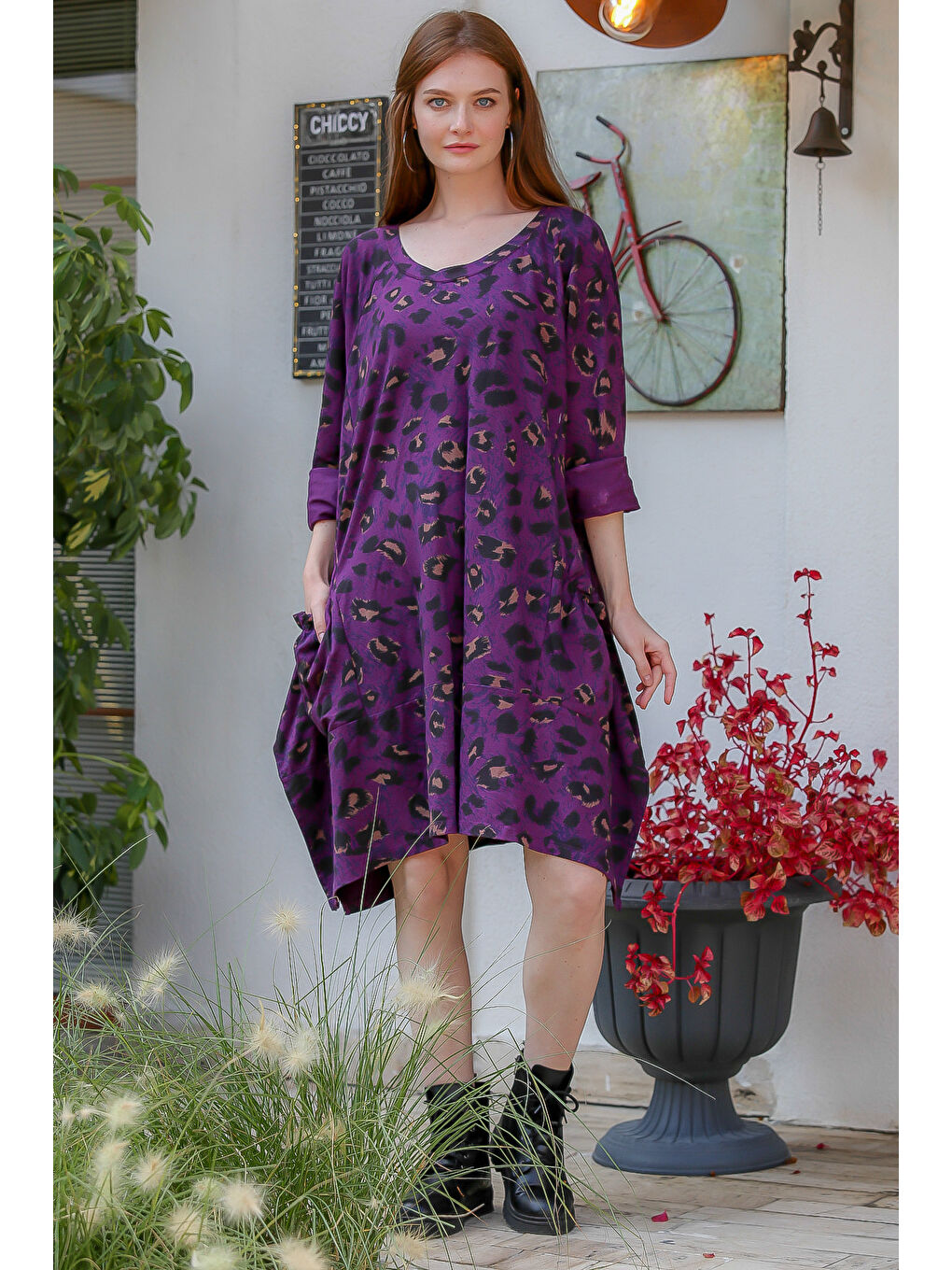 Kadın Mor İtalyan Sıfır Yaka Leopar Desenli Fırfır Cepli Oversize Uzun Kol Elbise M10160000EL94085-4