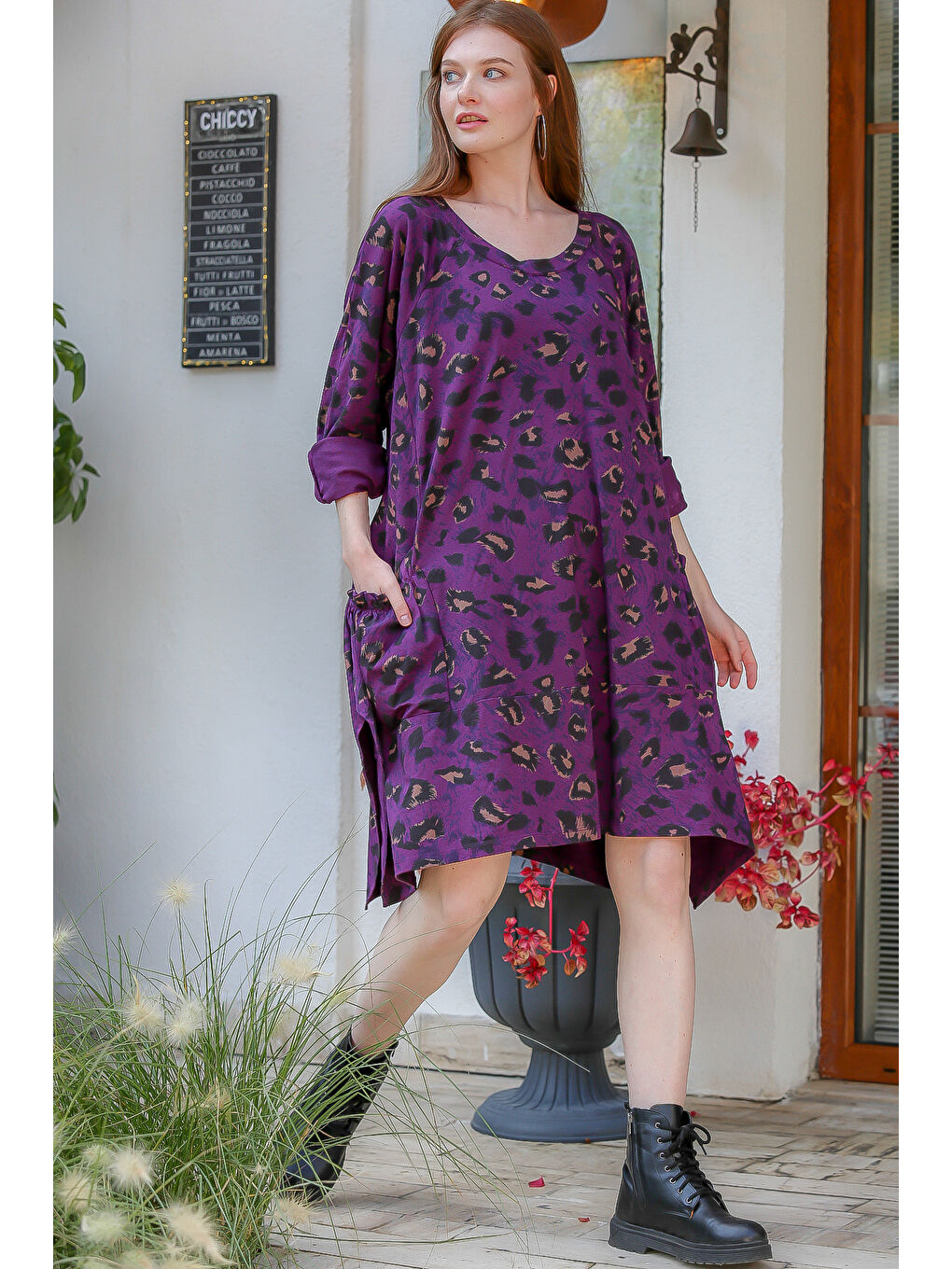 Kadın Mor İtalyan Sıfır Yaka Leopar Desenli Fırfır Cepli Oversize Uzun Kol Elbise M10160000EL94085-5