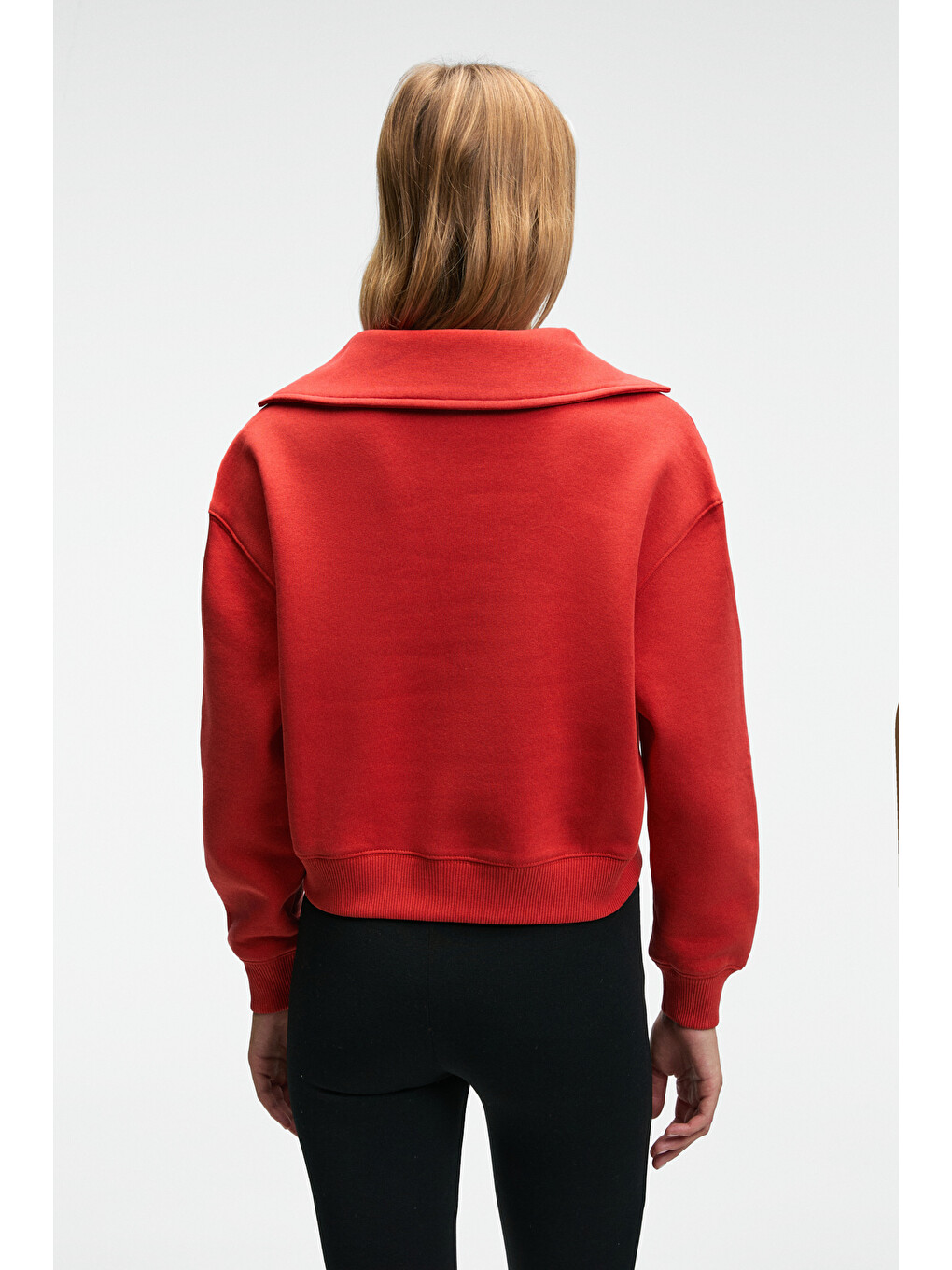 Hanel Kadın V Gömlek Yaka Nakış Detaylı Regular Fit Kırmızı Sweatshirt-5