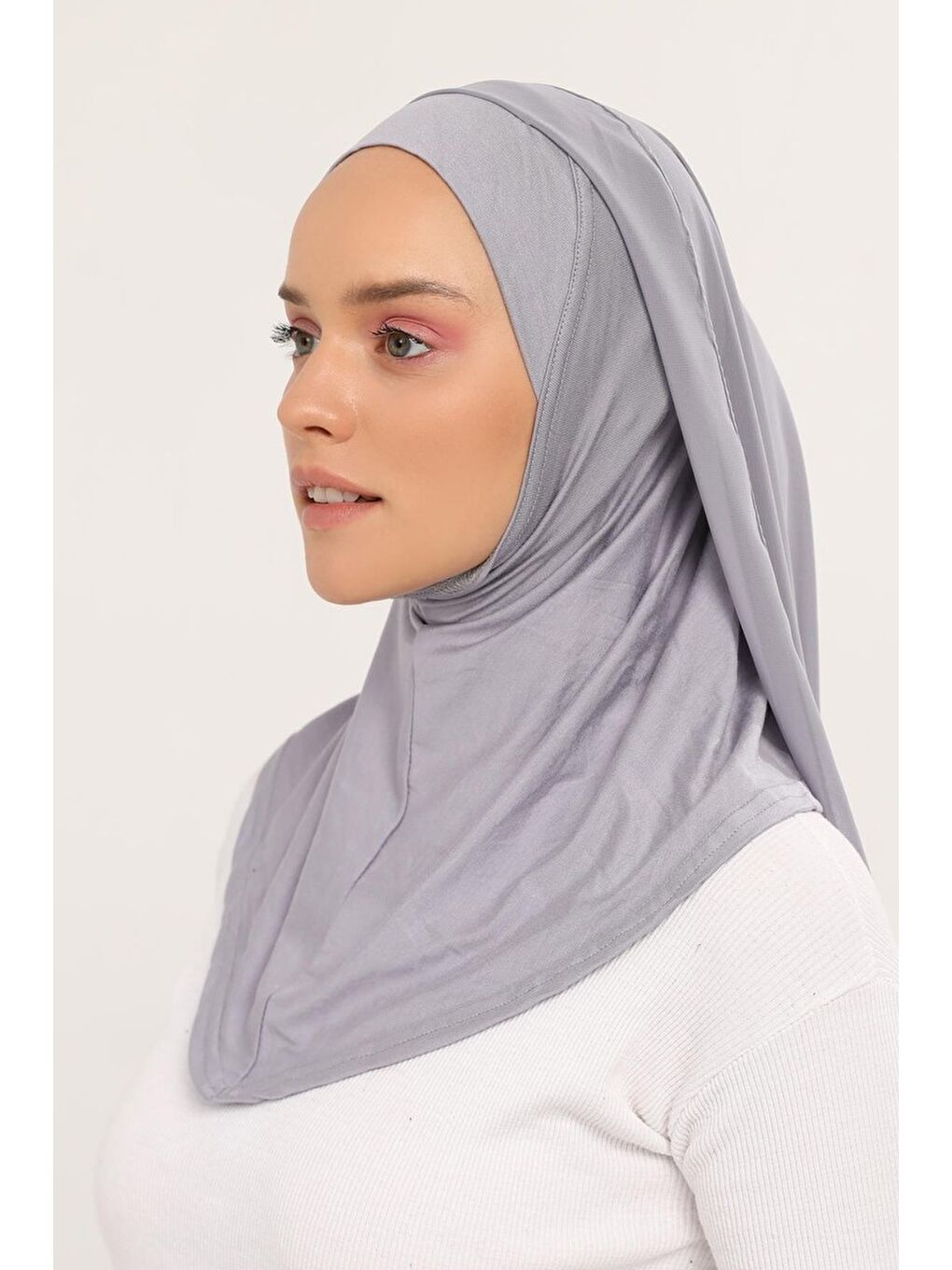 Gri Hazır Lüks Pratik Hijablı Şifon Şal