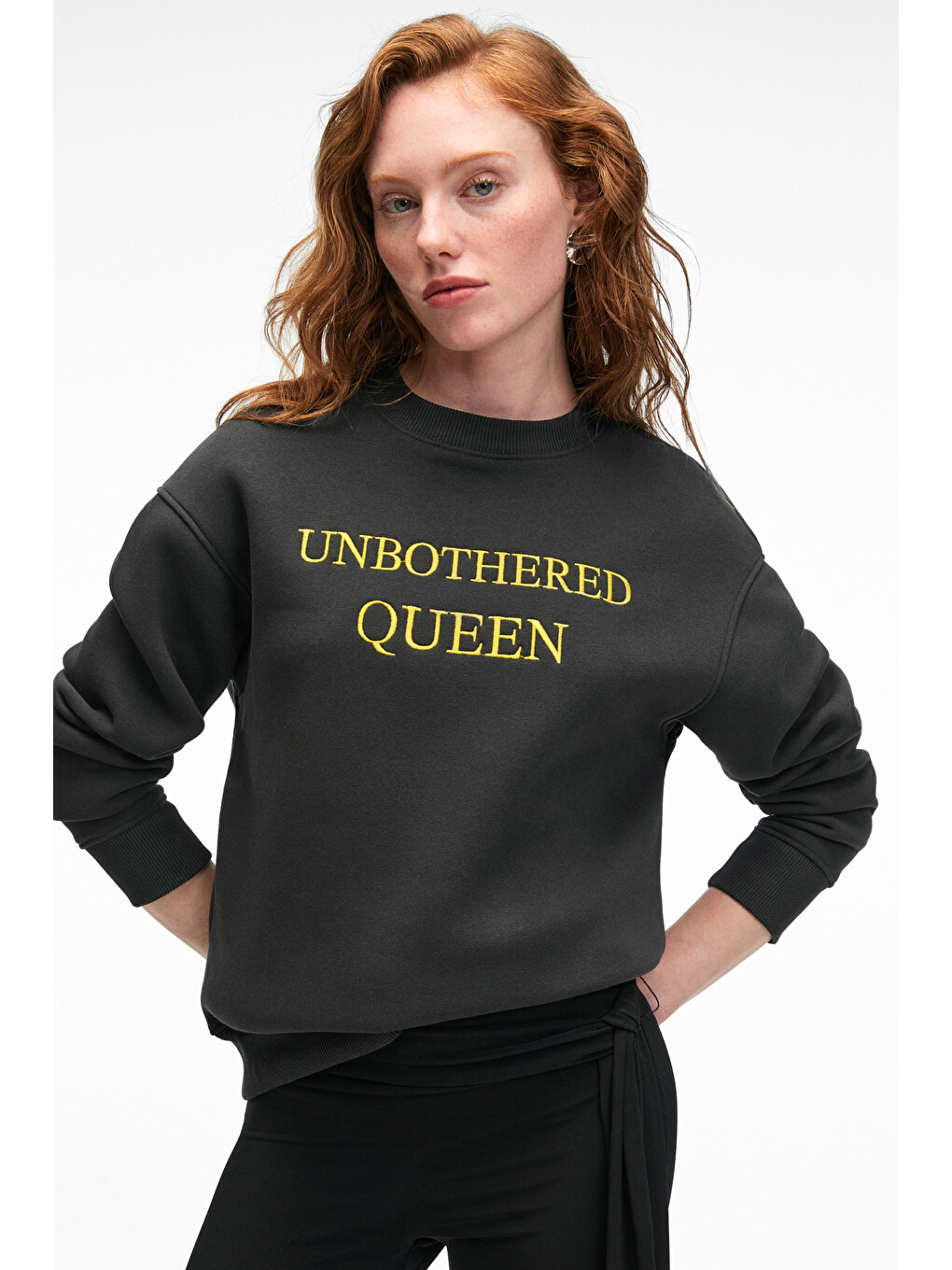 Isolune Kadın Yaka Nakış Detaylı Oversize Bisiklet Yaka Antrasit Sweatshirt-1