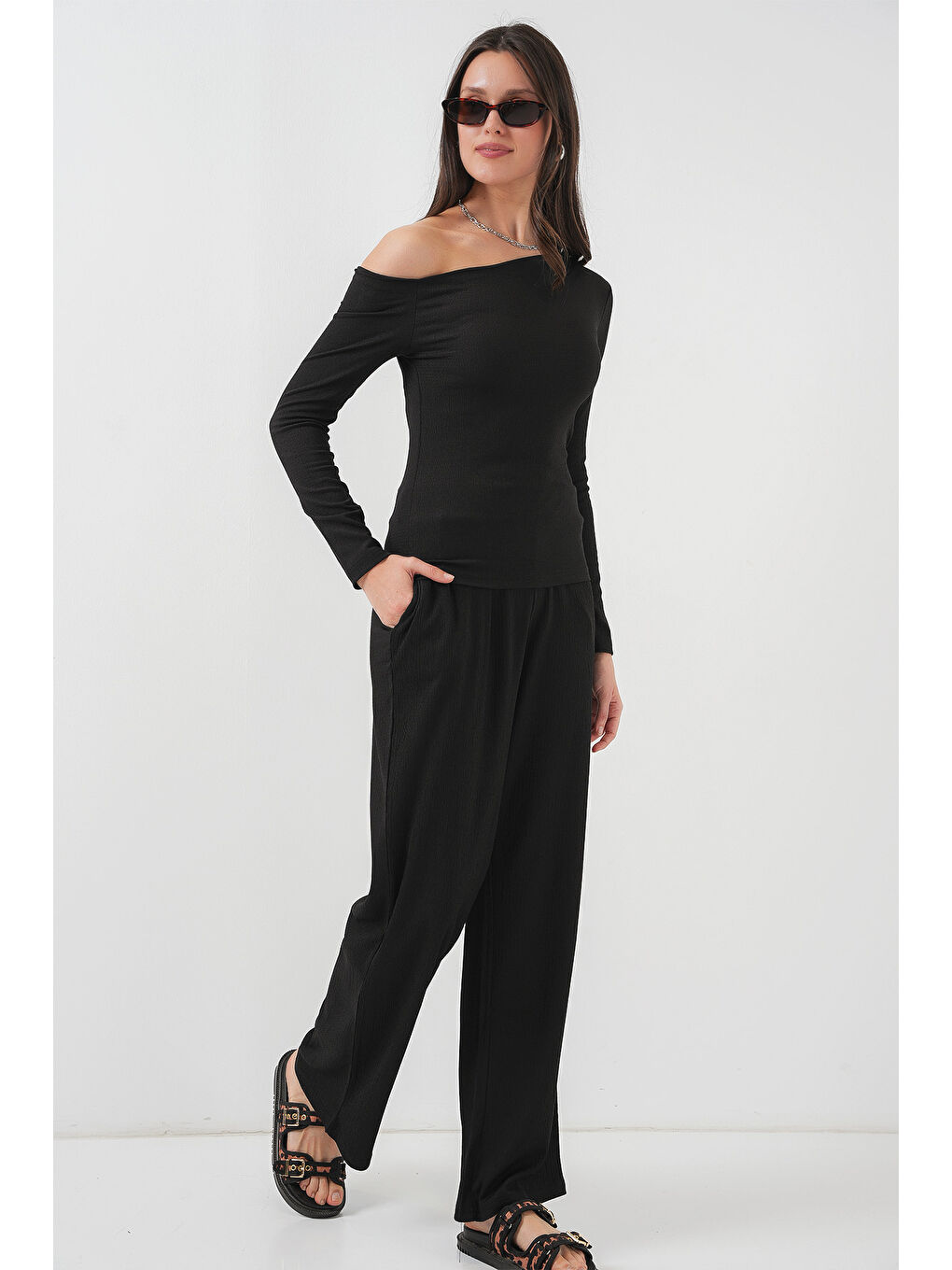 6708 Düşük Omuz Alt Üst Takım - Siyah-4