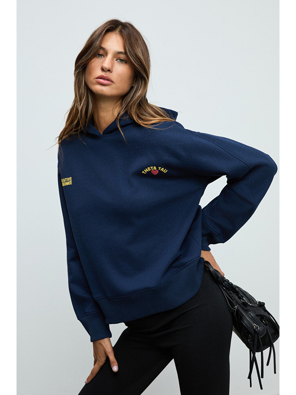 Isrop Kadın Yumuşak Kumaşlı Baskılı Kapüşonlu Lacivert Sweatshirt-1