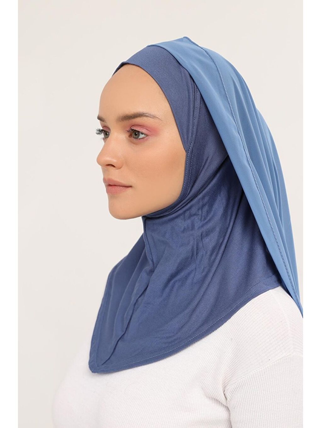 Mavi Hazır Lüks Pratik Hijablı Şifon Şal