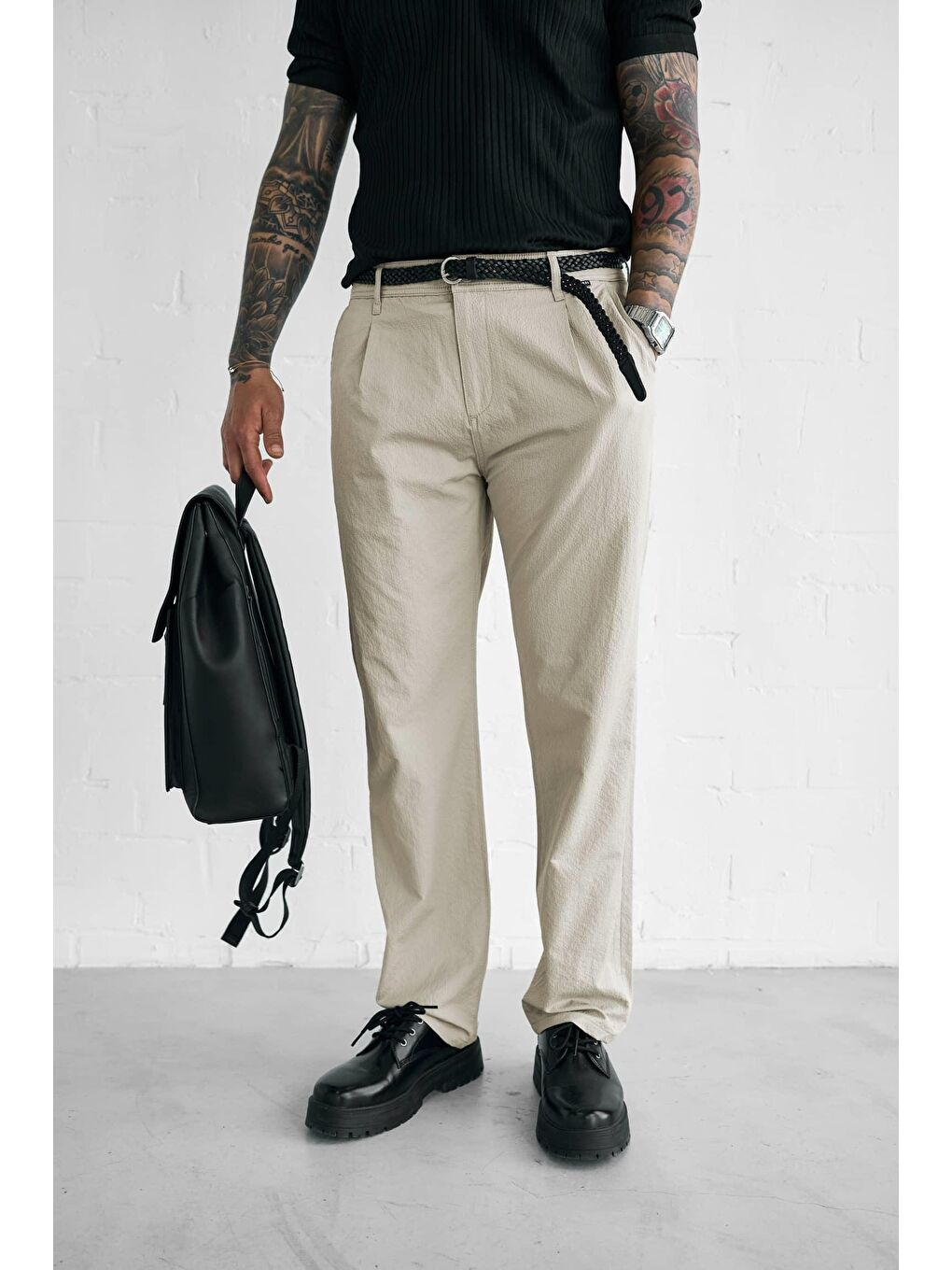 Erkek Dokulu İnce Kumaş Regular Fit Pantolon Bej-4