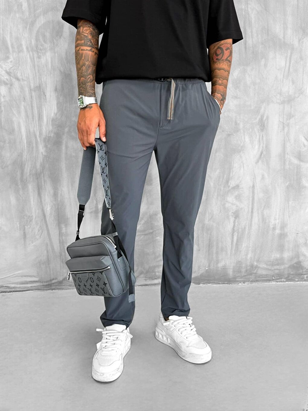 Gri Erkek Beli Lastikli Tecno Kumaş Slim Fit Pantolon Füme-2