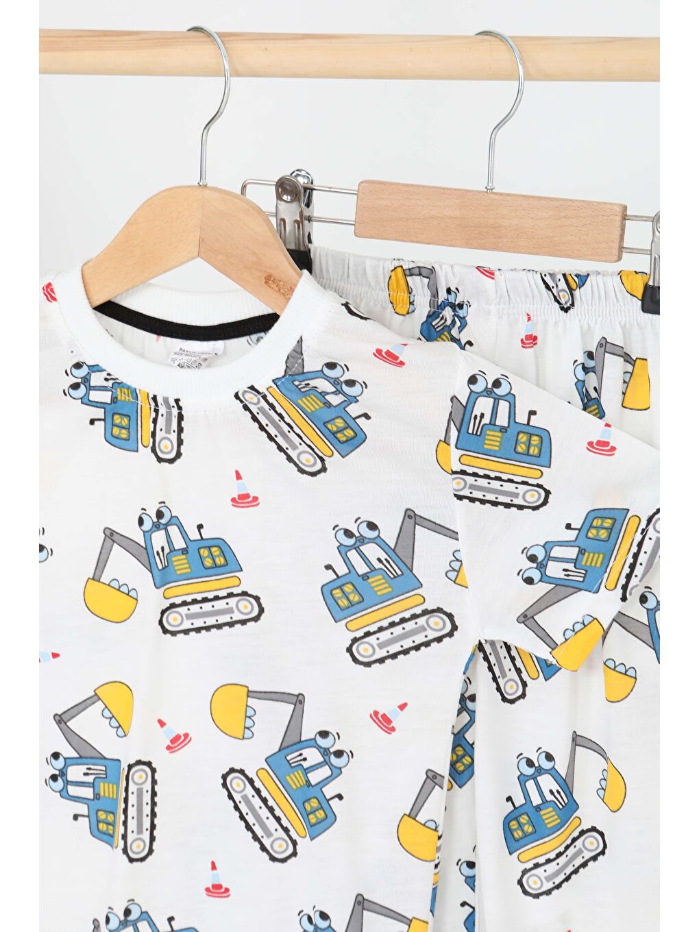 Erkek Çocuk Beyaz Desenli Şortlu Takım - 27165-1