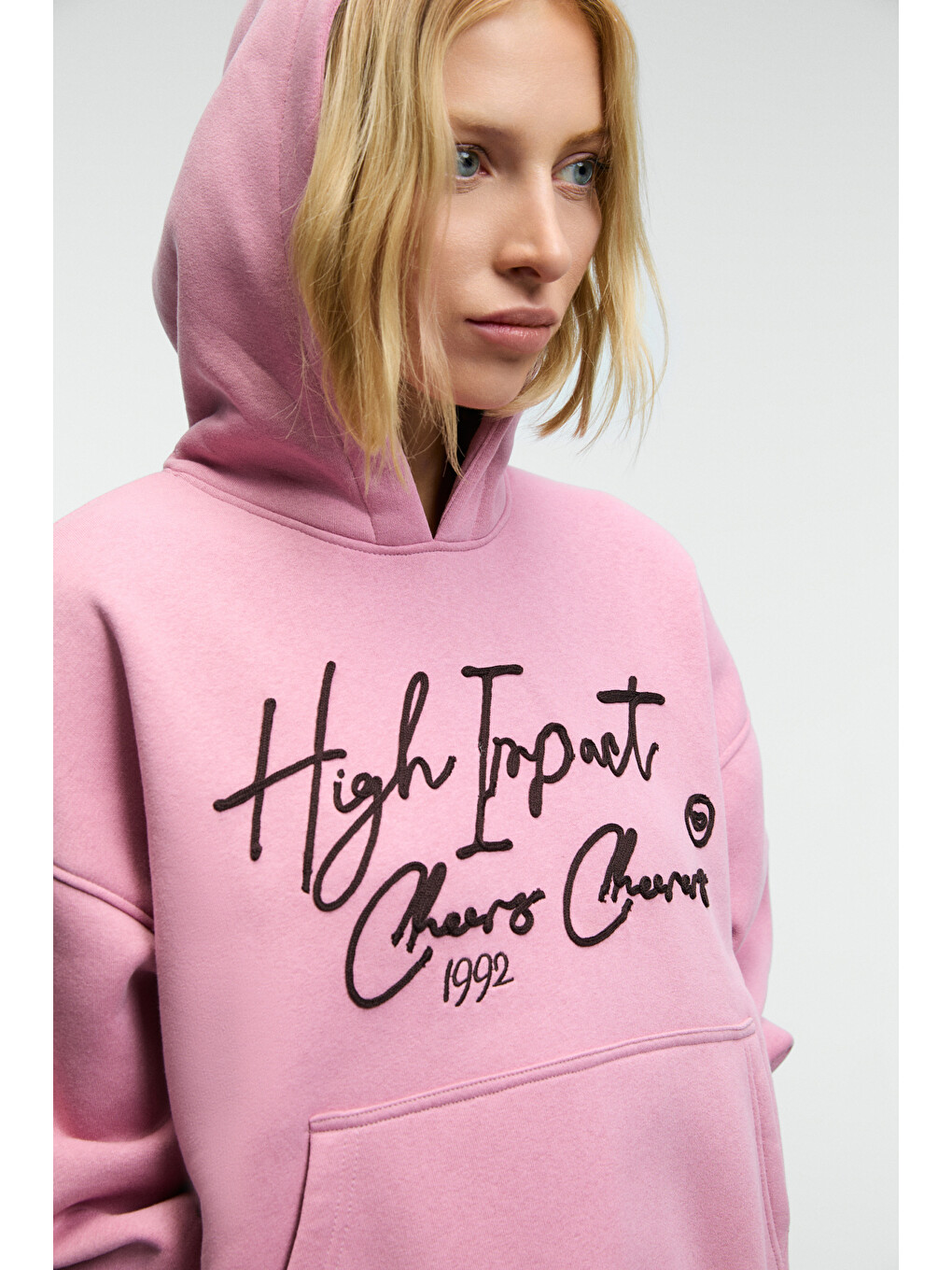 Kıkres Kadın Kapüşonlu Nakış Detaylı Oversize Koyu Pembe Sweatshirt-2