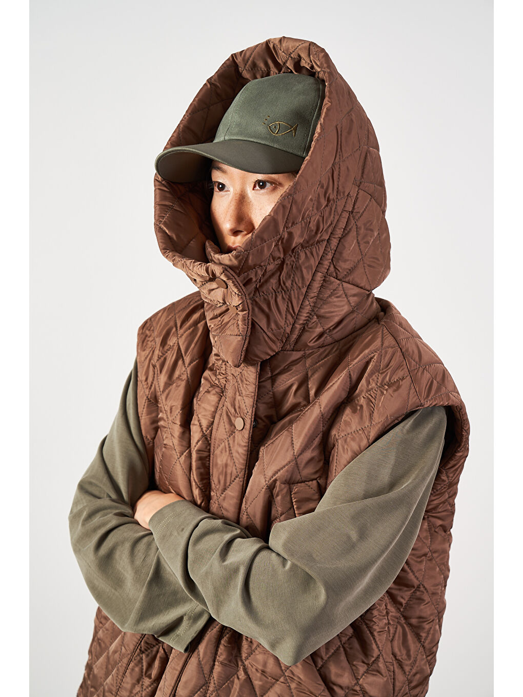 Kahverengi Geniş Kalıp Kapitone Şişme Kadın Yelek Kahve-4