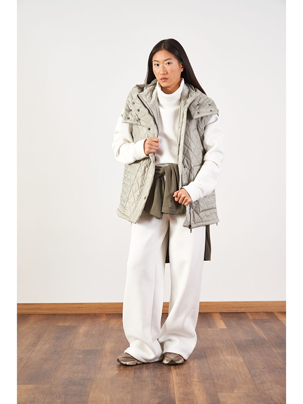 Yeşil Geniş Kalıp Kapitone Şişme Kadın Yelek Çağla-1