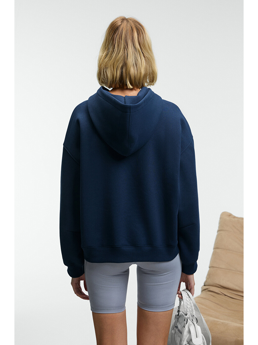 Kıkres Kadın Kapüşonlu Nakış Detaylı Oversize Lacivert Sweatshirt-5