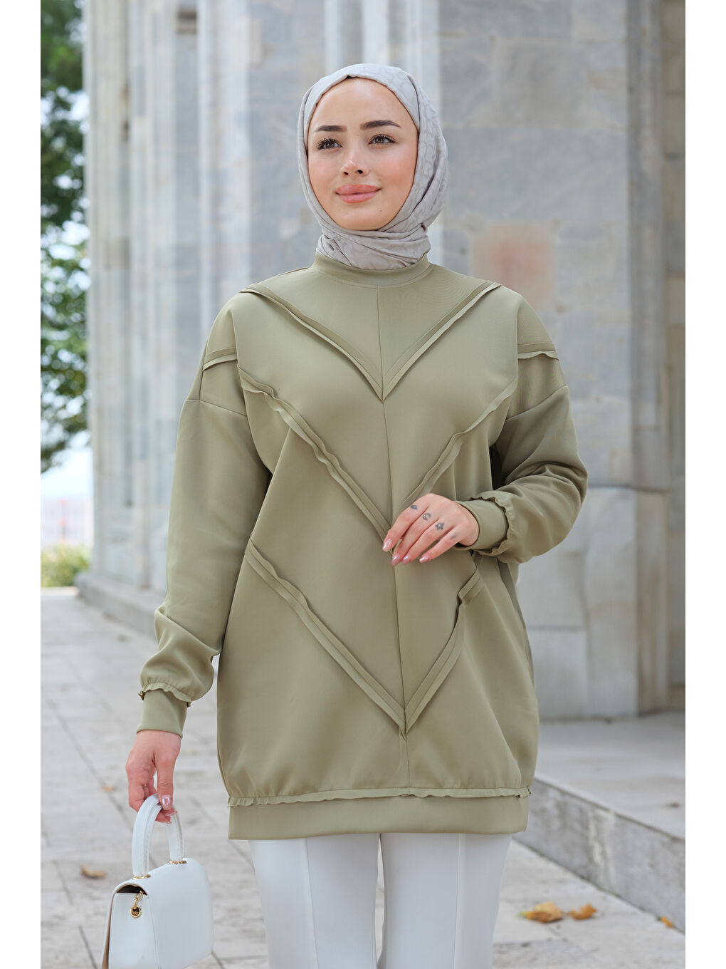 Önü V Detaylı Tunik Fıstık Yeşil-2