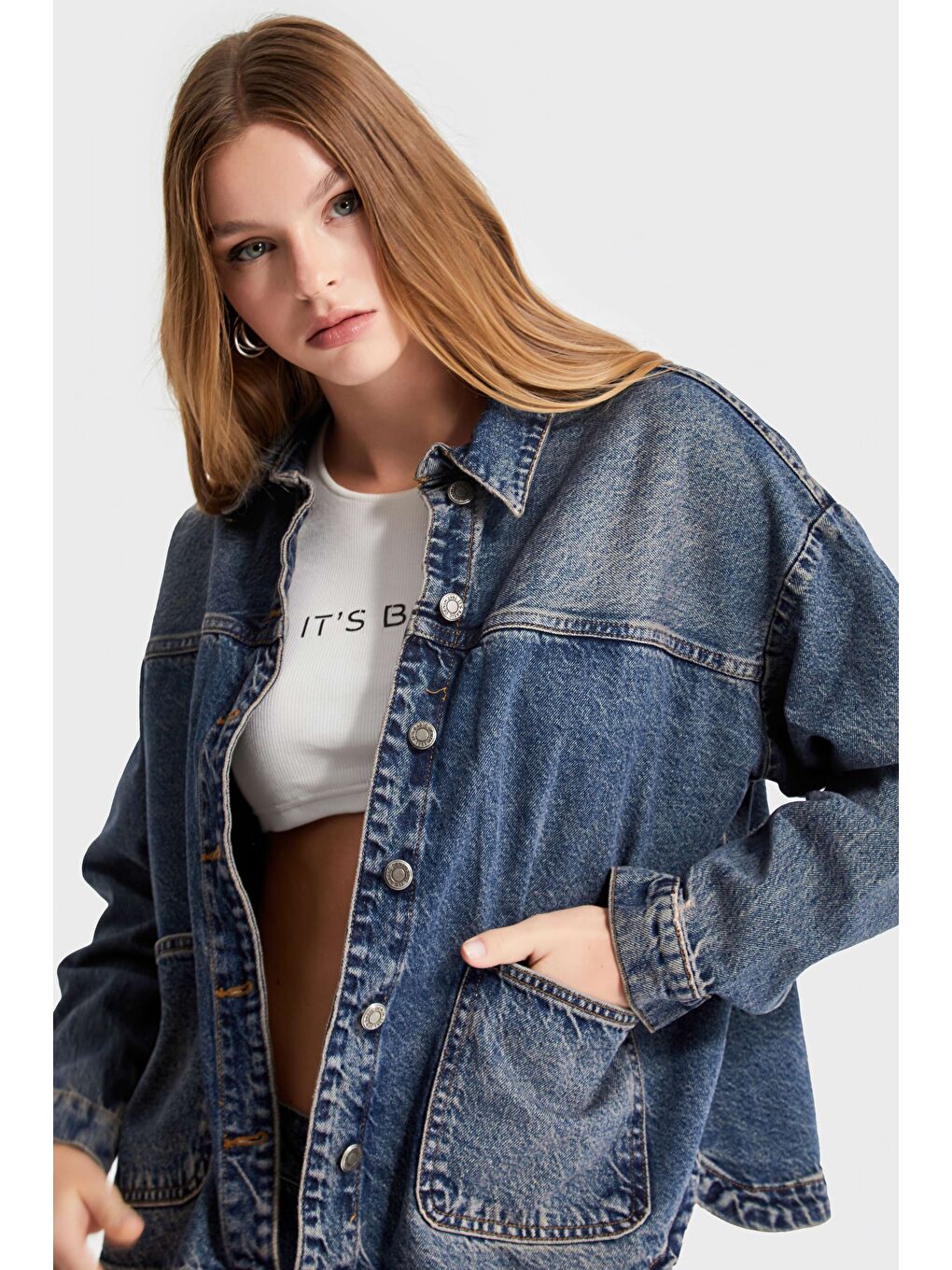 it's basic Mavi Kadın T Jean Rengi Oversize Cepli Denim Ceket