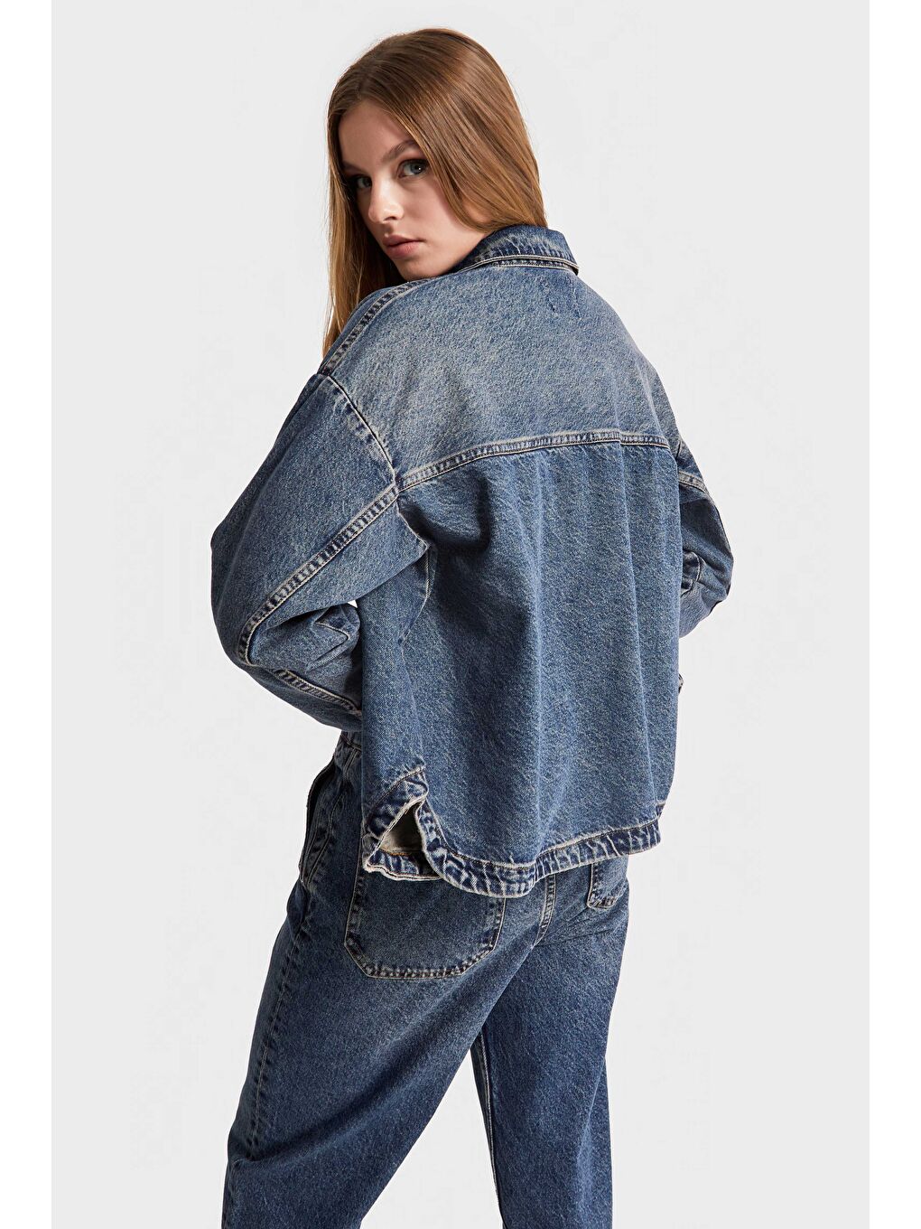 it's basic Mavi Kadın T Jean Rengi Oversize Cepli Denim Ceket - 2