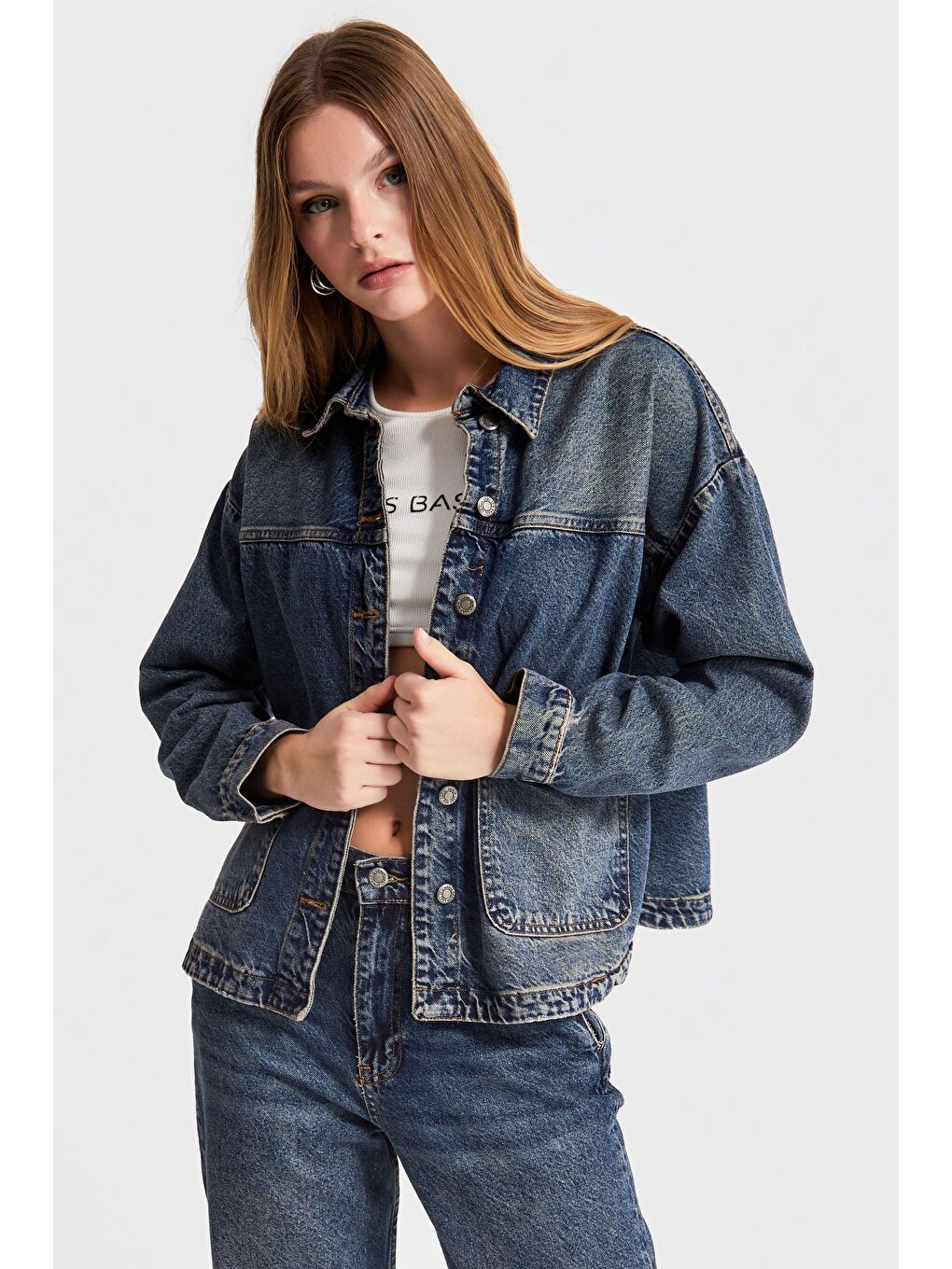 it's basic Mavi Kadın T Jean Rengi Oversize Cepli Denim Ceket - 3