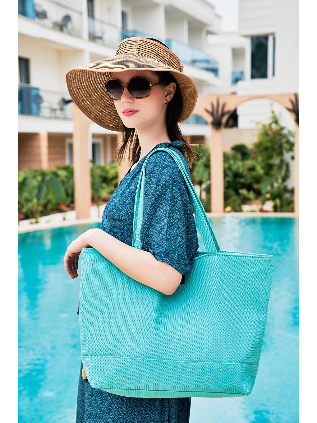 Desenli Yeşil Uzun Pareo 4096-2