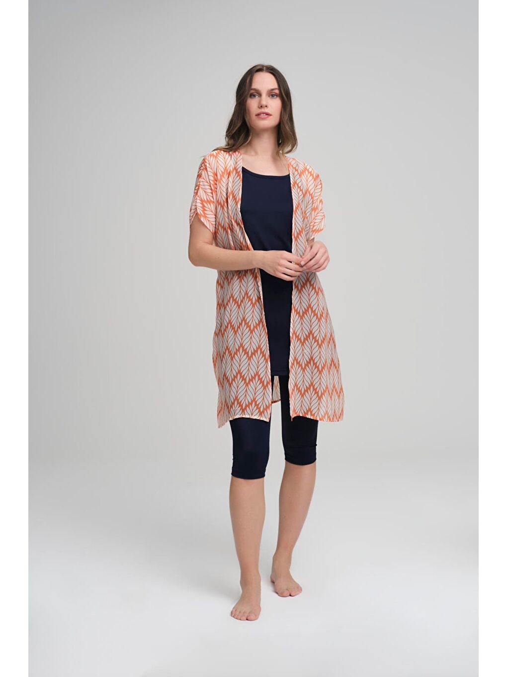 Desenli Turuncu Kısa Pareo 4006-1