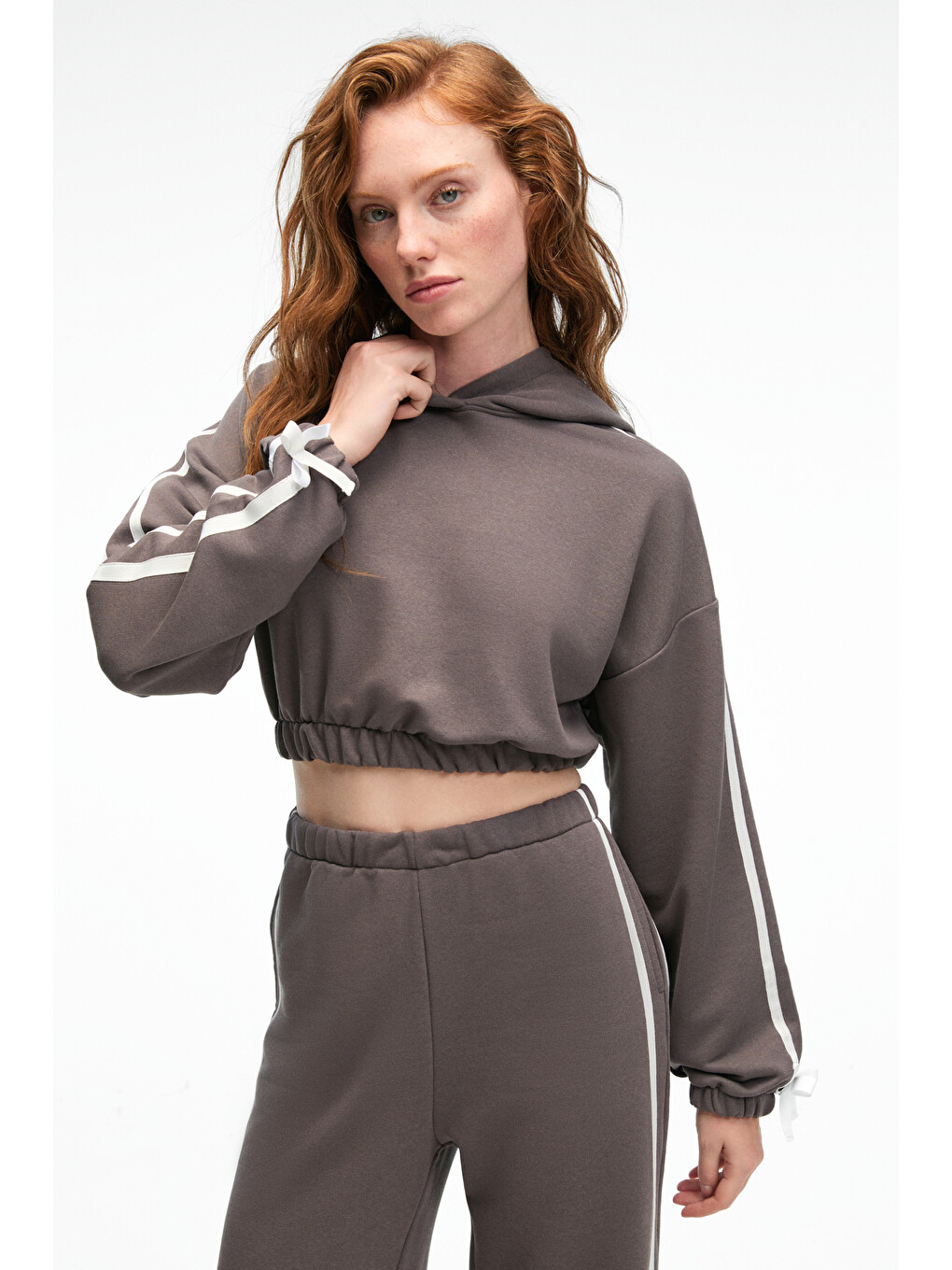 Roselle Kadın Kapüşonlu Yan Şeritli Kurdele Detay Crop Antrasit Sweatshirt-4