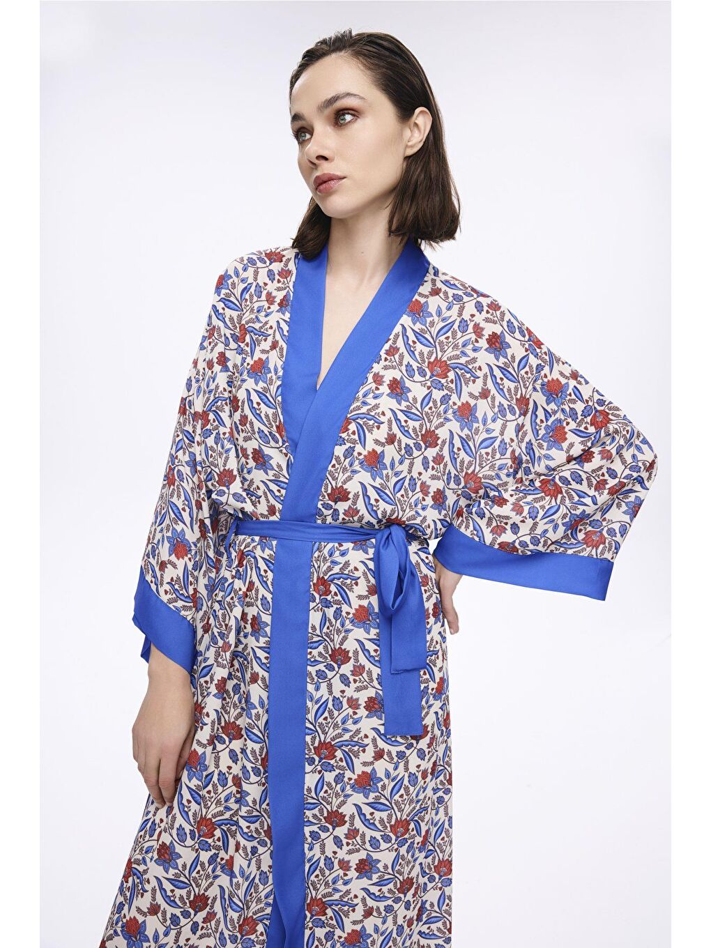 Mavi Çiçek Desenli Uzun Kimono 5049-1