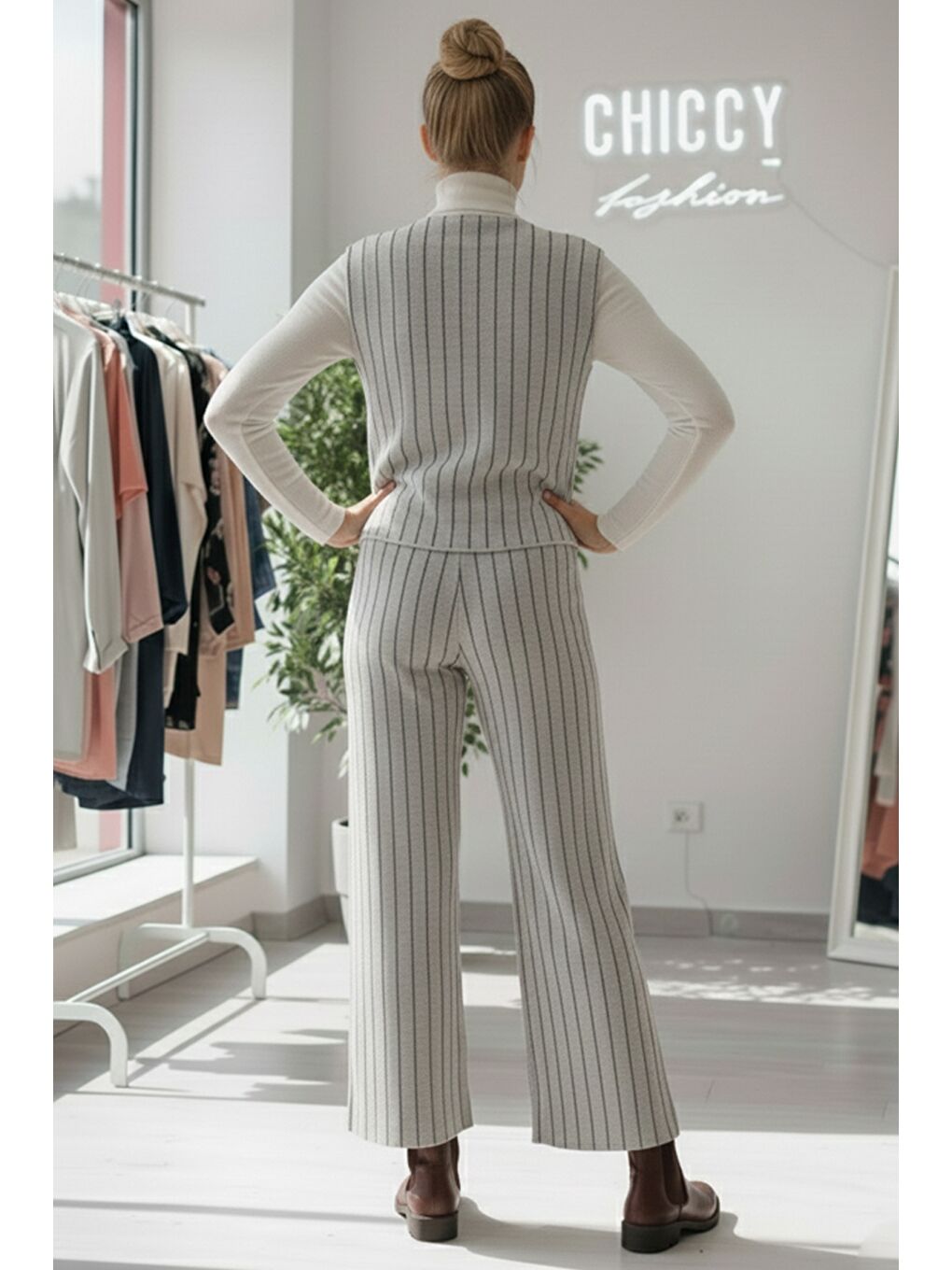 Bej V Yaka Kolsuz Çizgili Lastikli Bel Casual Oversize Triko Yelek Pantolon Takım 55-110 55-55-3