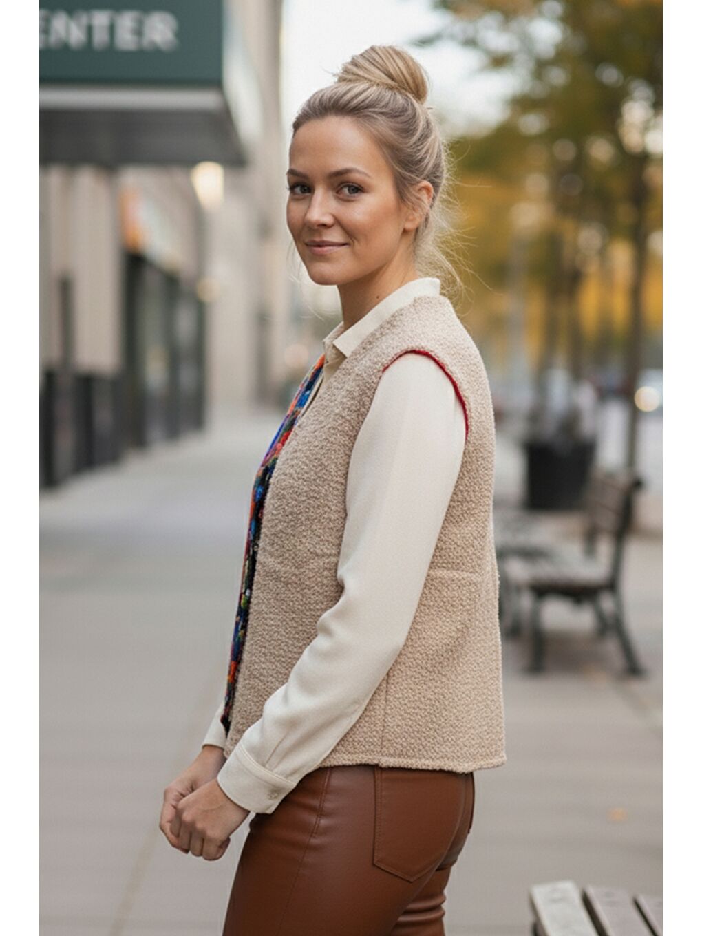 Bej V Yaka Kolsuz Patchwork Baskılı Düğmeli Casual Dokuma Yelek 65 58-4