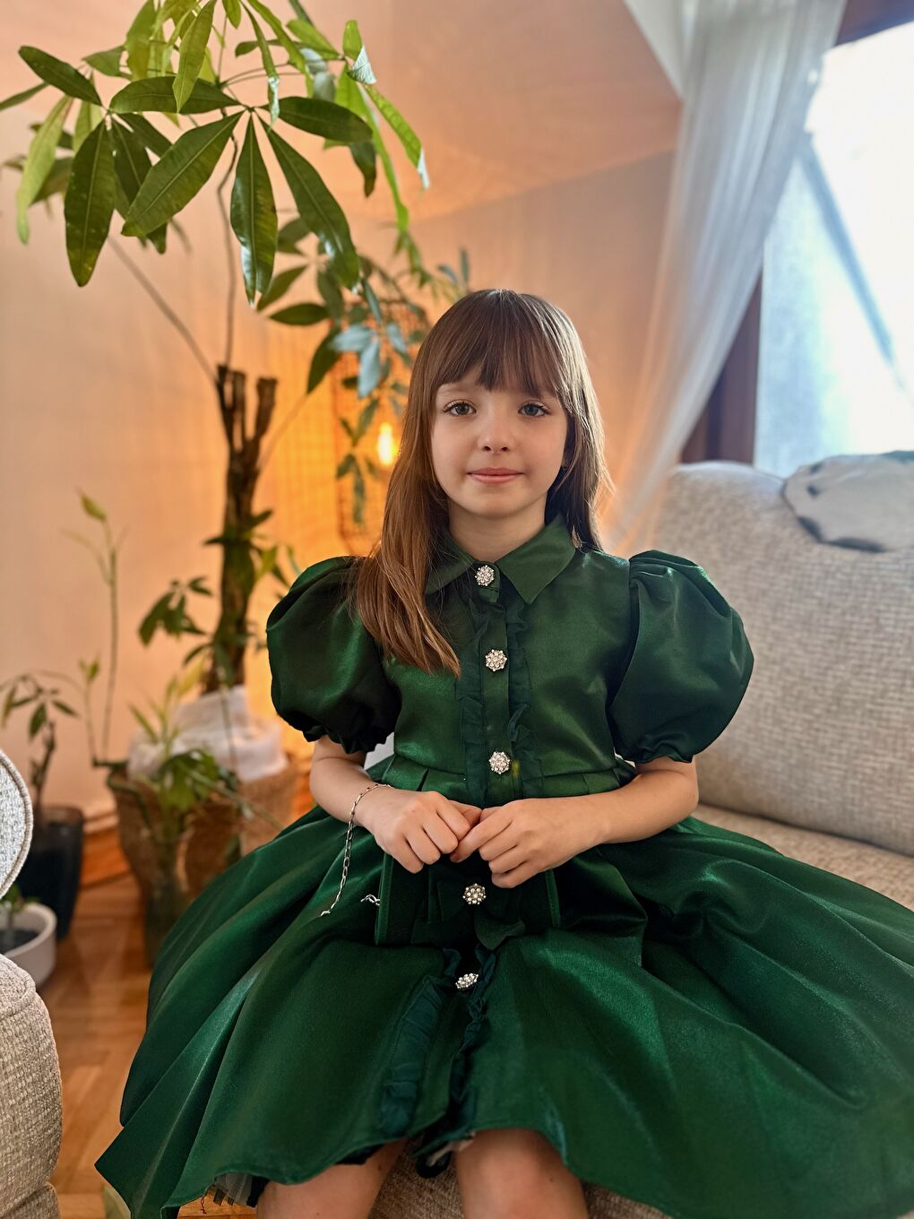 Yeşil Kız Çocuk Özel Kısa Abiye Elbise Düğmeli Özel Tasarım Çanta Aksesuarlı_M2446-2