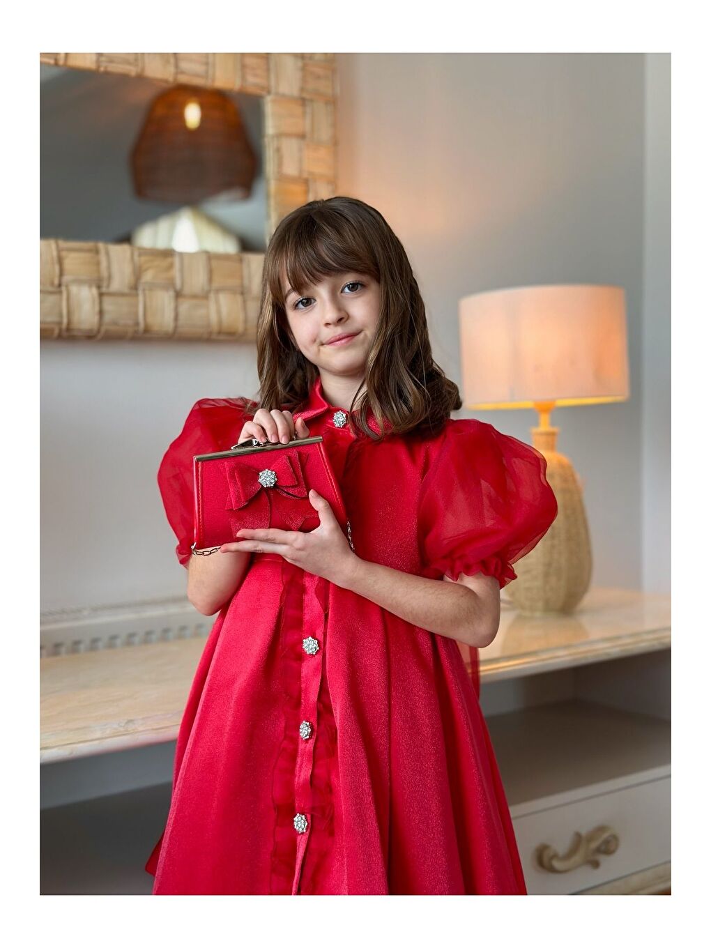 Kırmızı Kız Çocuk Özel Kısa Abiye Elbise Düğmeli Özel Tasarım Çanta Aksesuarlı_M2446-3