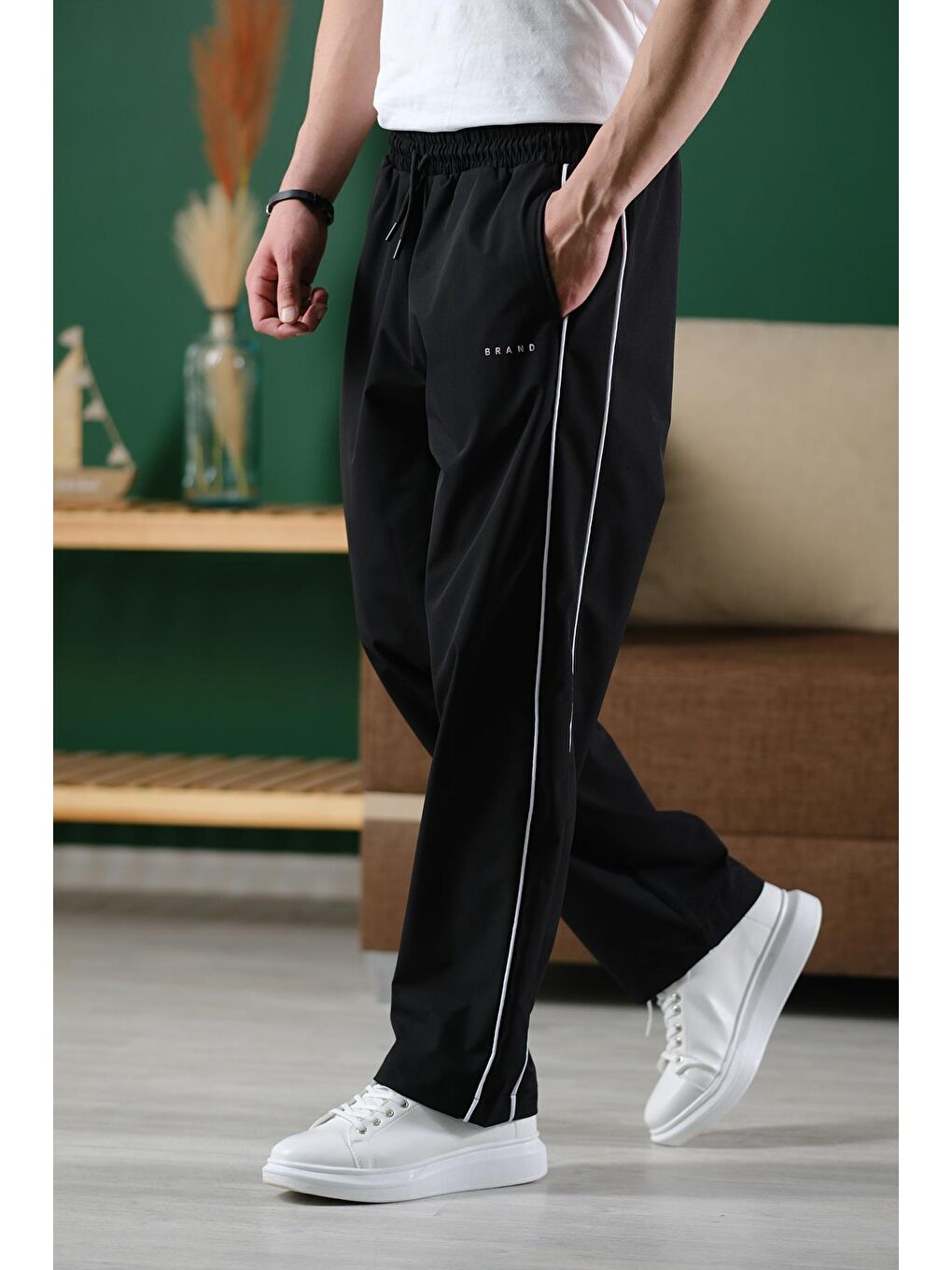 Siyah Brand Rahat Kesim Kort Paraşüt Şeritli Outdoor Erkek Eşofman Alt