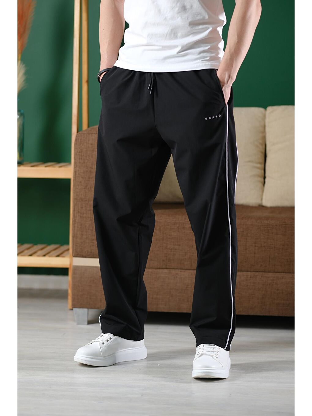 Siyah Brand Rahat Kesim Kort Paraşüt Şeritli Outdoor Erkek Eşofman Alt-1