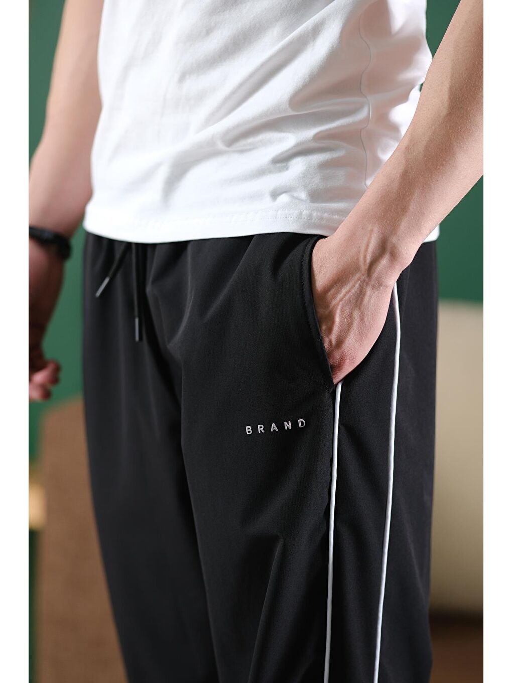 Siyah Brand Rahat Kesim Kort Paraşüt Şeritli Outdoor Erkek Eşofman Alt-3