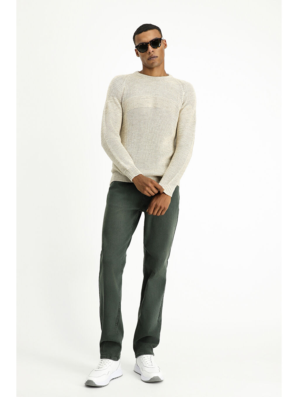 Bej Bisiklet Yaka Regular Fit Dikişsiz Desenli Triko Kazak-2