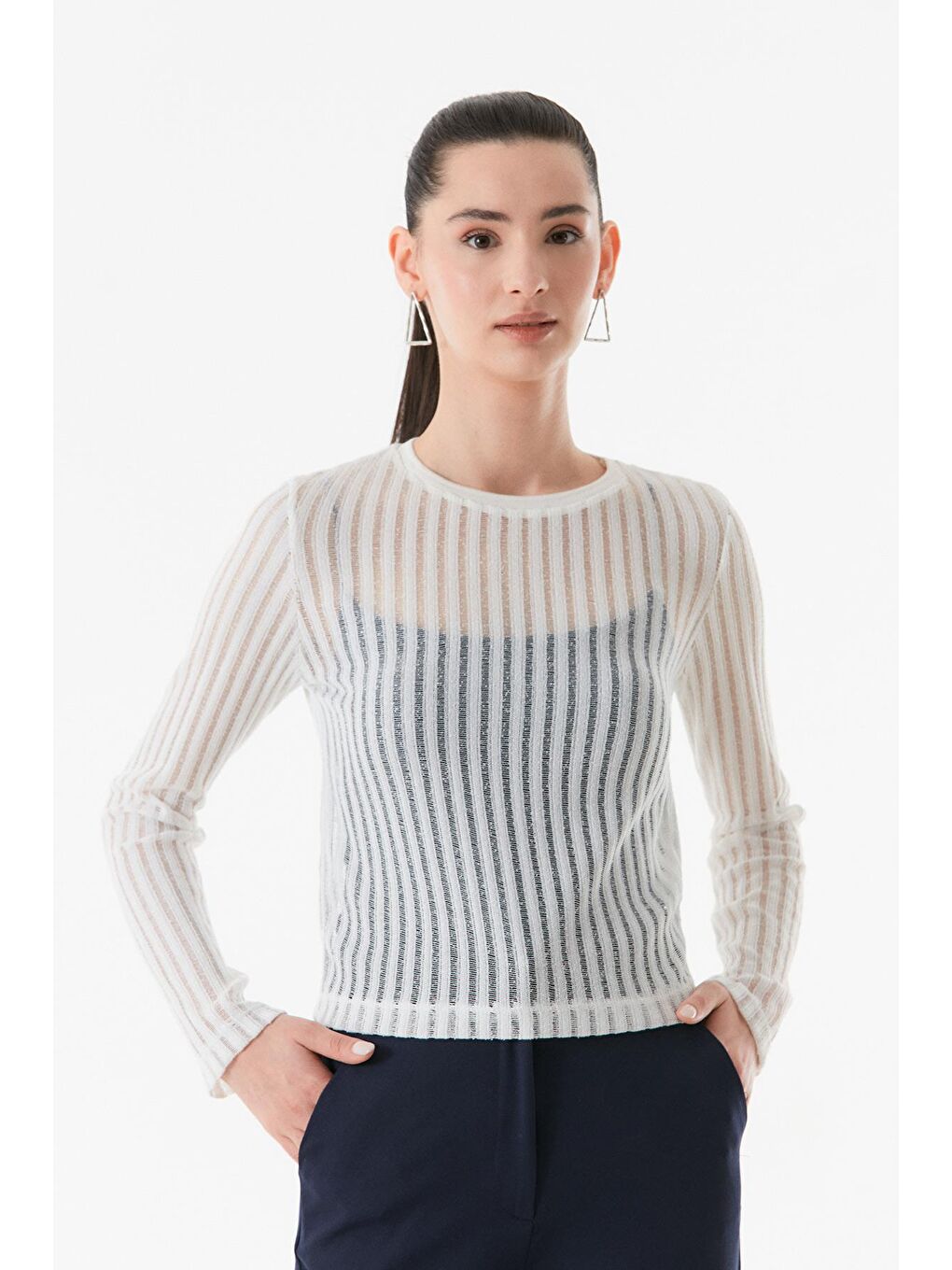 Ekru Basic Transparan Bisiklet Yaka Bluz
