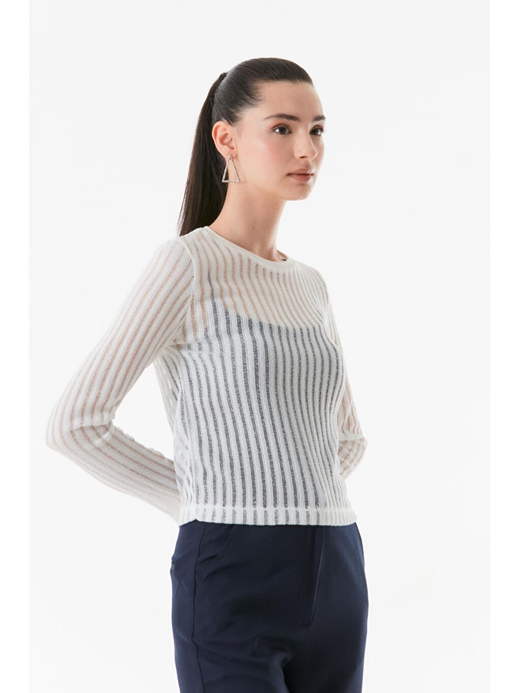 Ekru Basic Transparan Bisiklet Yaka Bluz-1