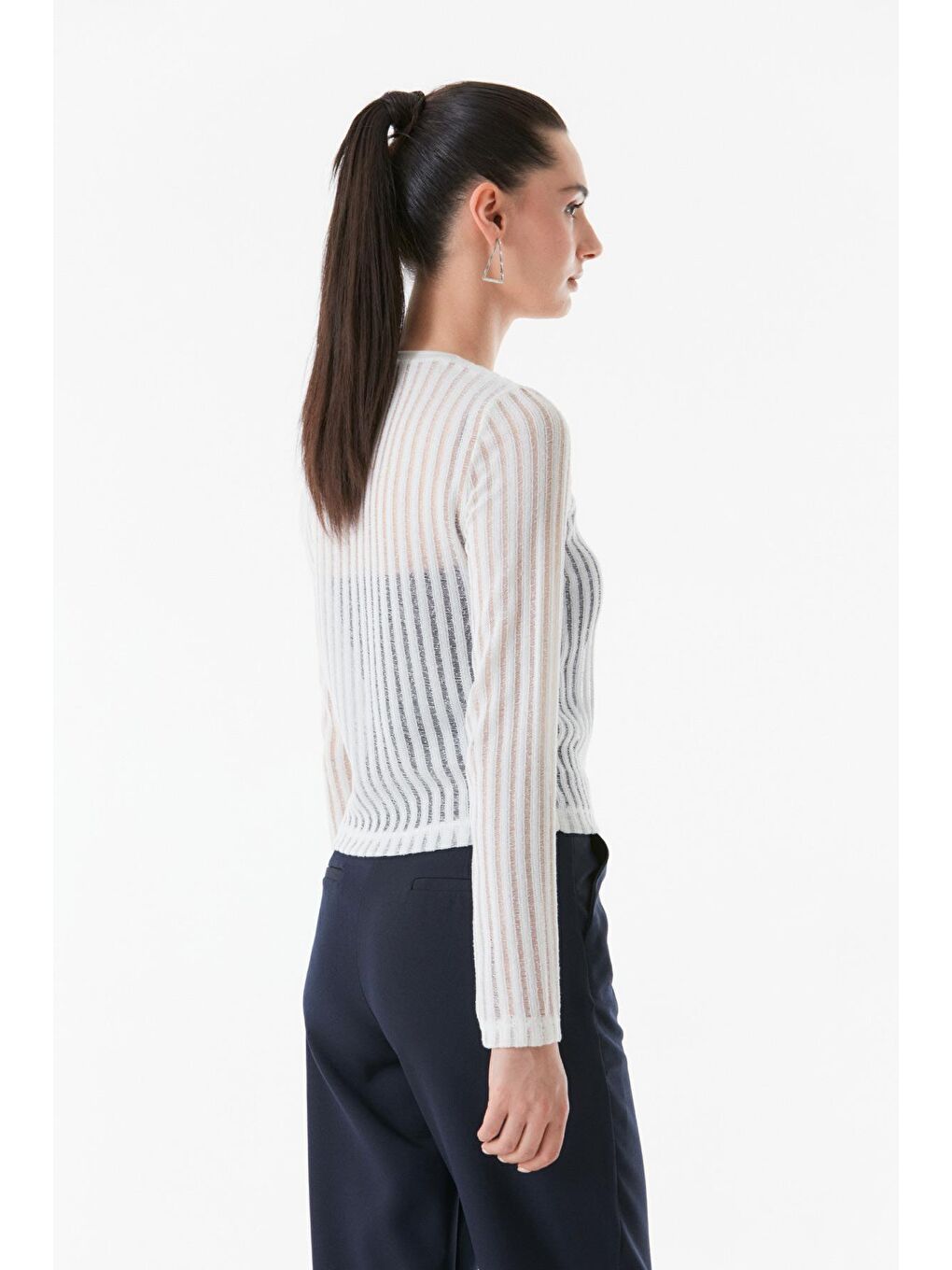 Ekru Basic Transparan Bisiklet Yaka Bluz-4