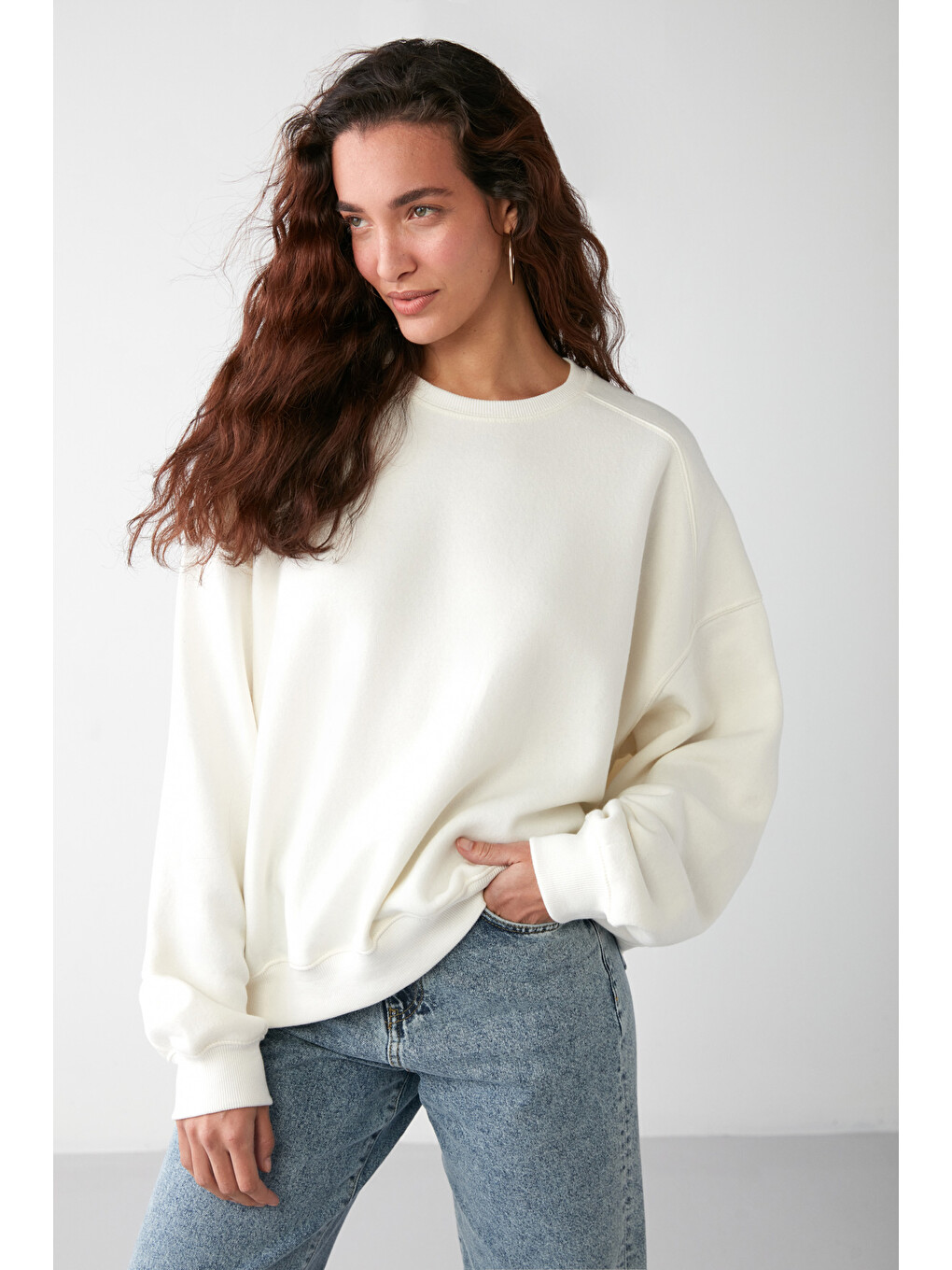 Bej Vaneltına Kadın Organik Pamuklu Yumuşacık İçi Polarlı Yuvarlak Yakalı Vanilya Sweatshirt-3