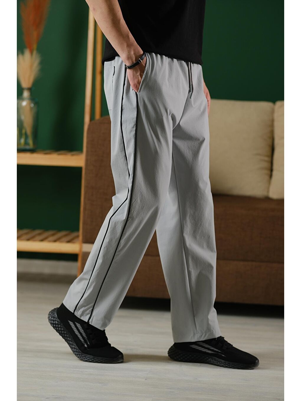 Gri Brand Rahat Kesim Kort Paraşüt Şeritli Outdoor Erkek Eşofman Alt-4