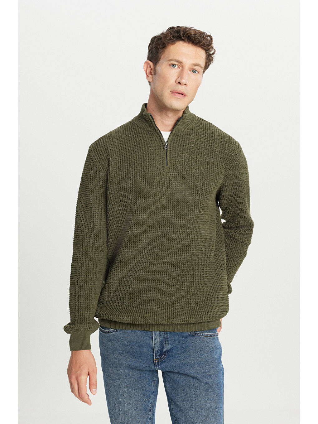 Erkek Haki Pamuklu Standart Fit Normal Kesim Bato Yaka Jakarlı Triko Kazak-2